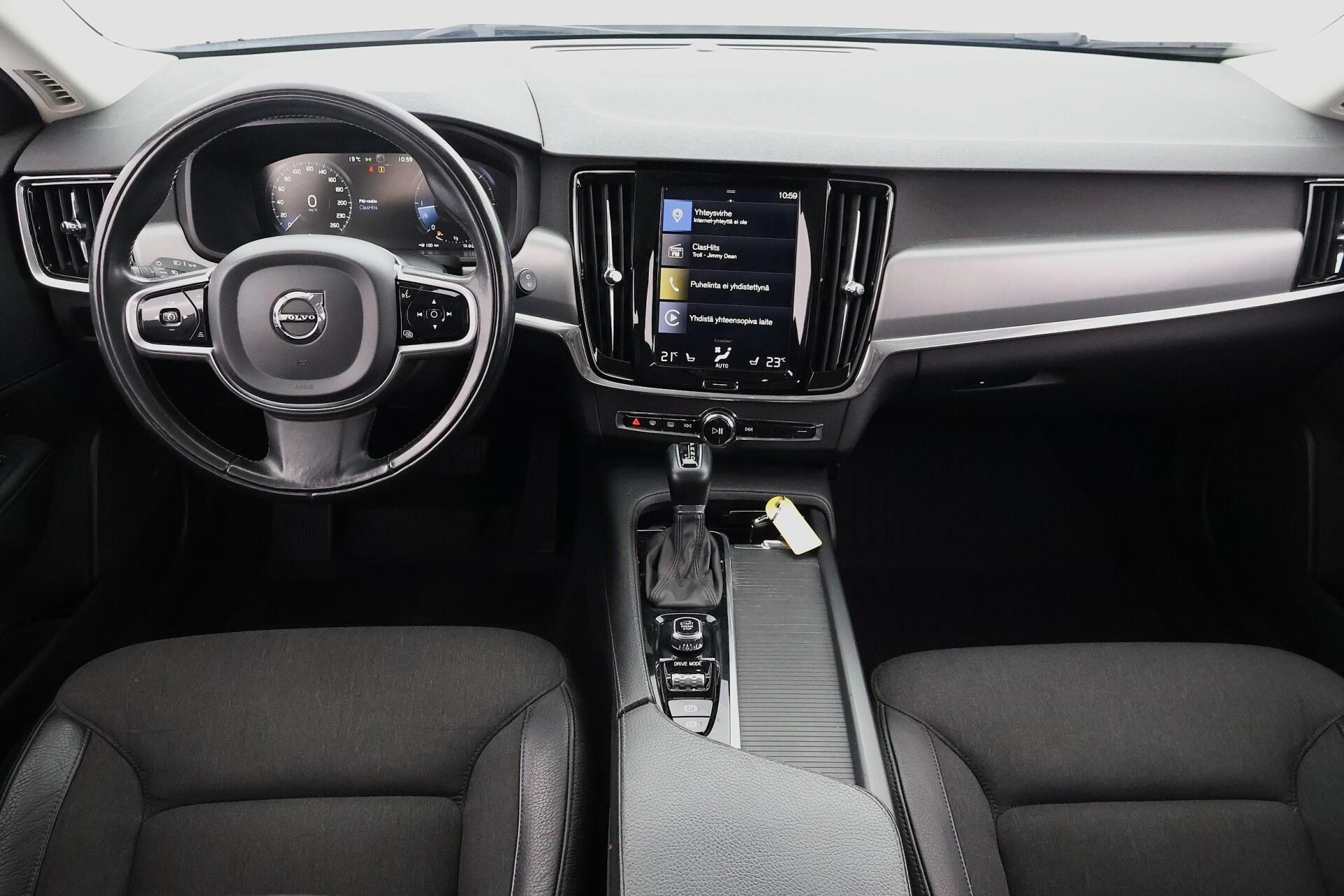 VOLVO V90 2019
