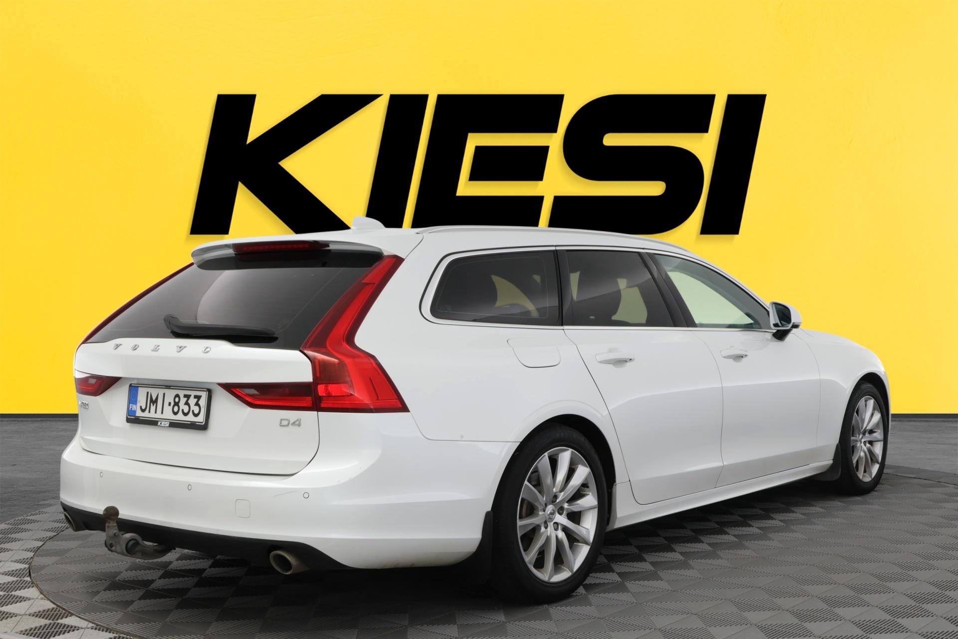 VOLVO V90 2019