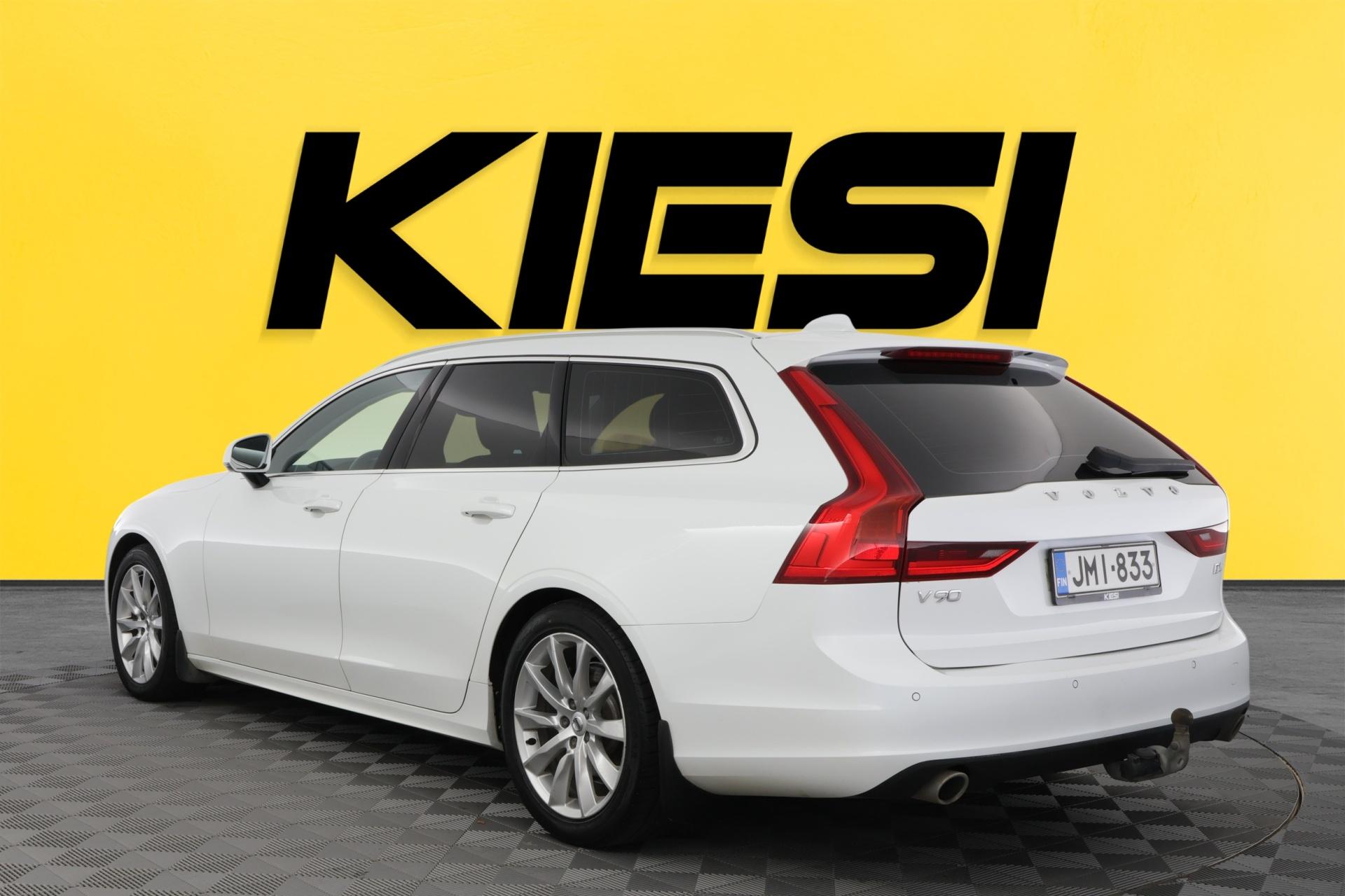 VOLVO V90 2019