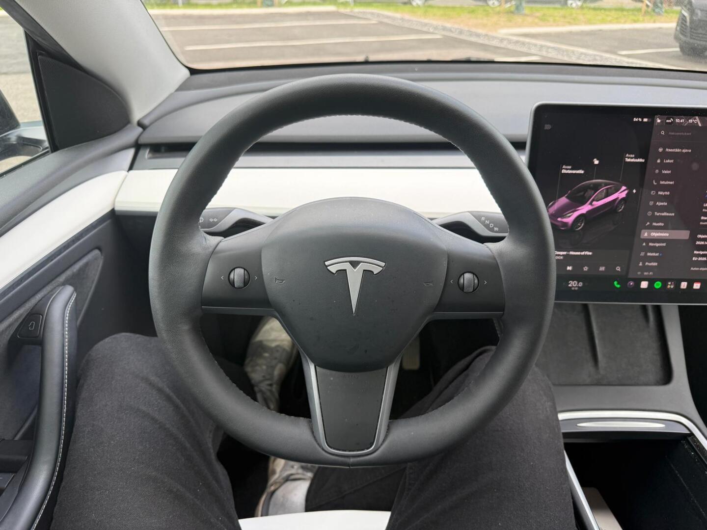 TESLA Model Y 2023
