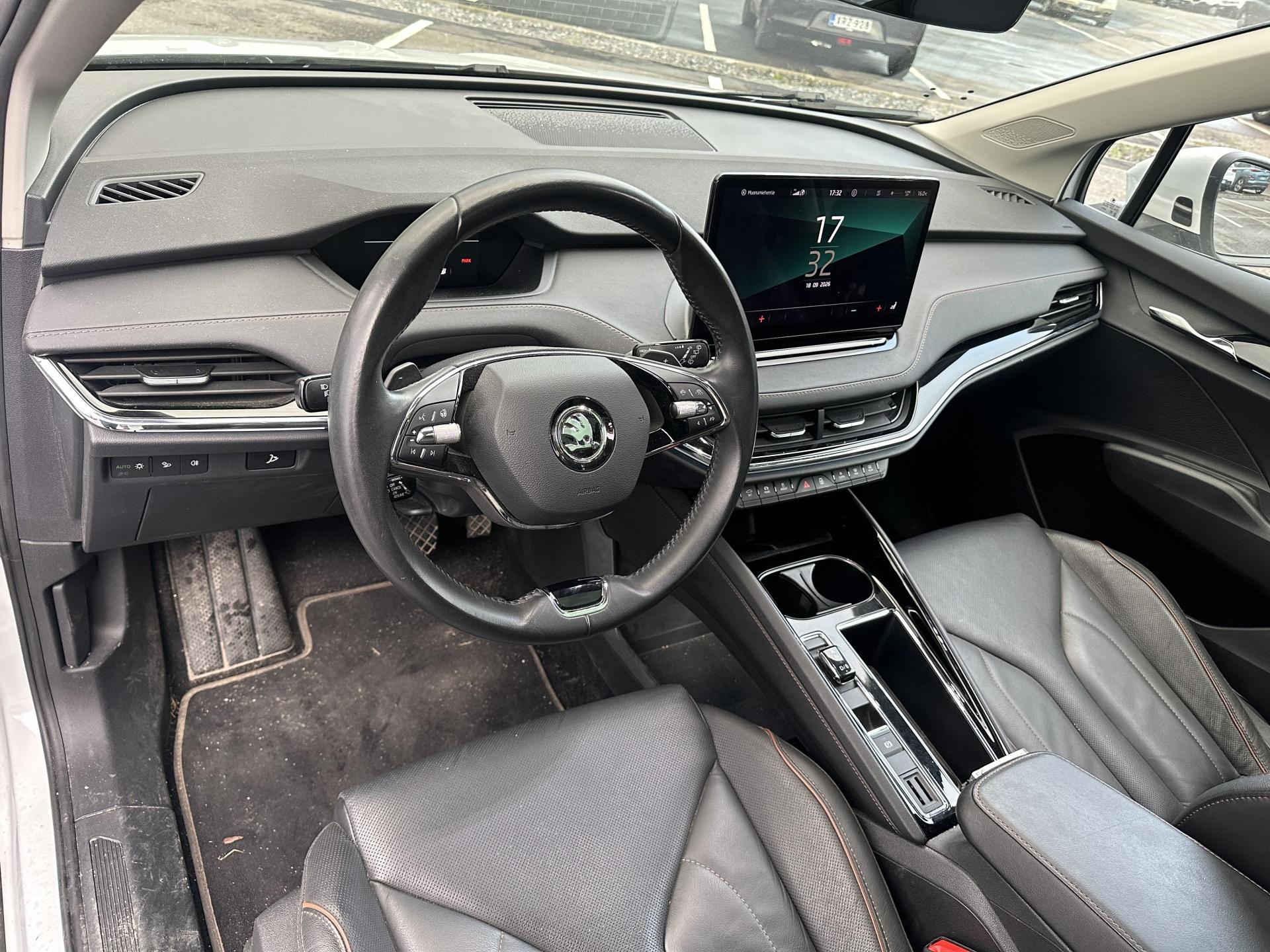 SKODA Enyaq 2022