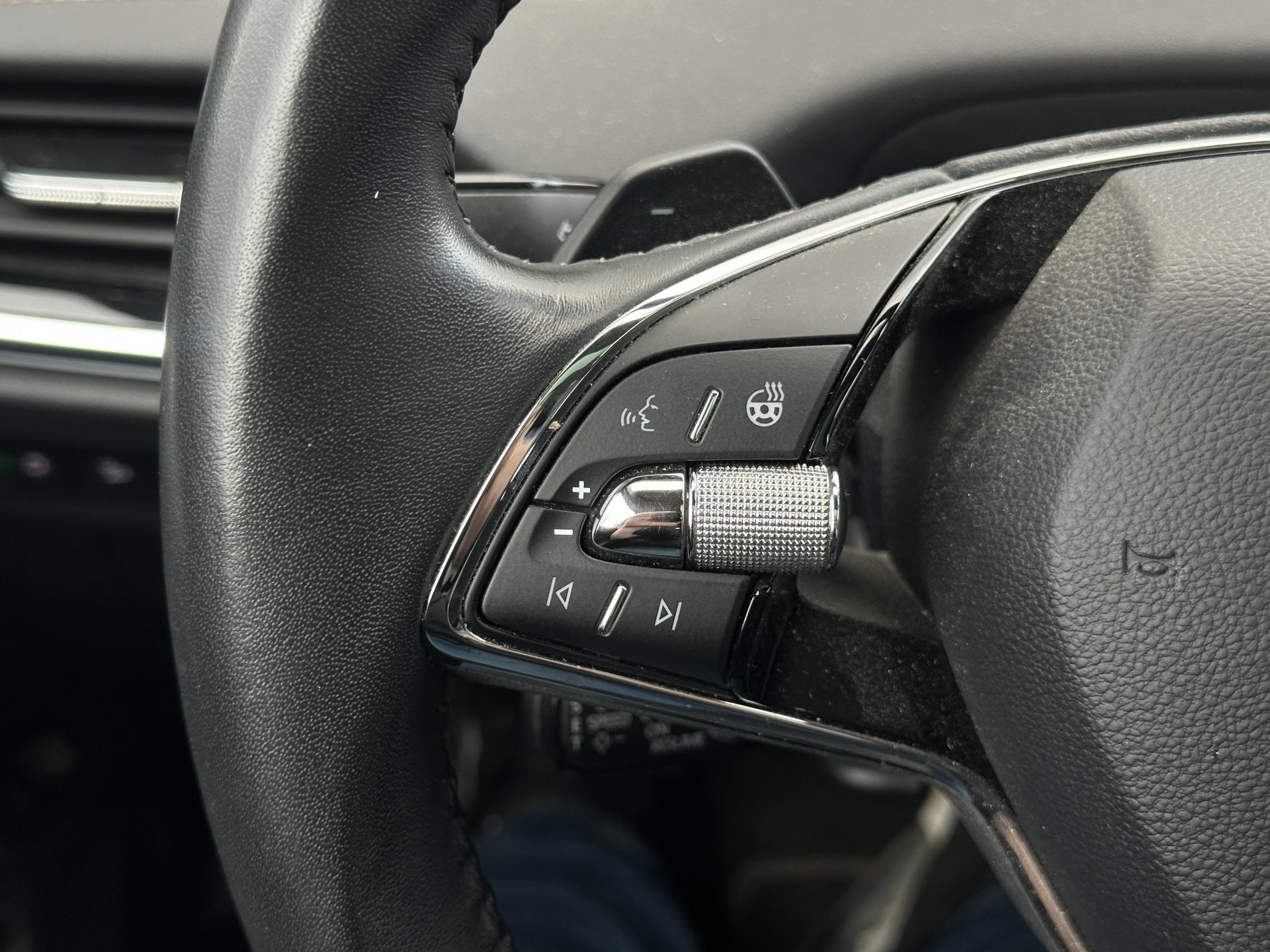 SKODA Enyaq 2022