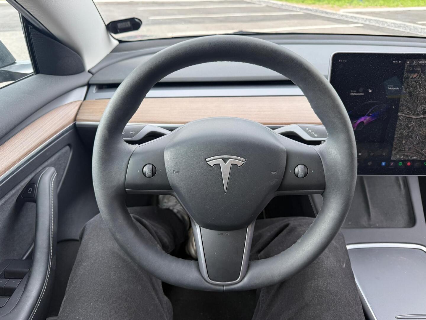 TESLA Model 3 2021