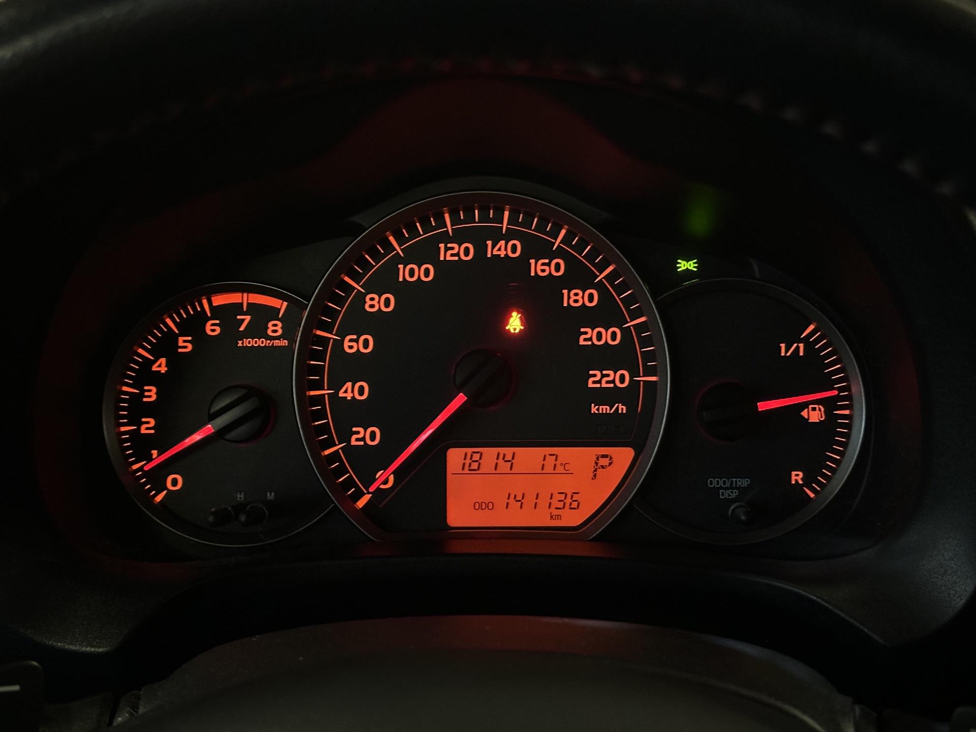 TOYOTA Yaris 2013