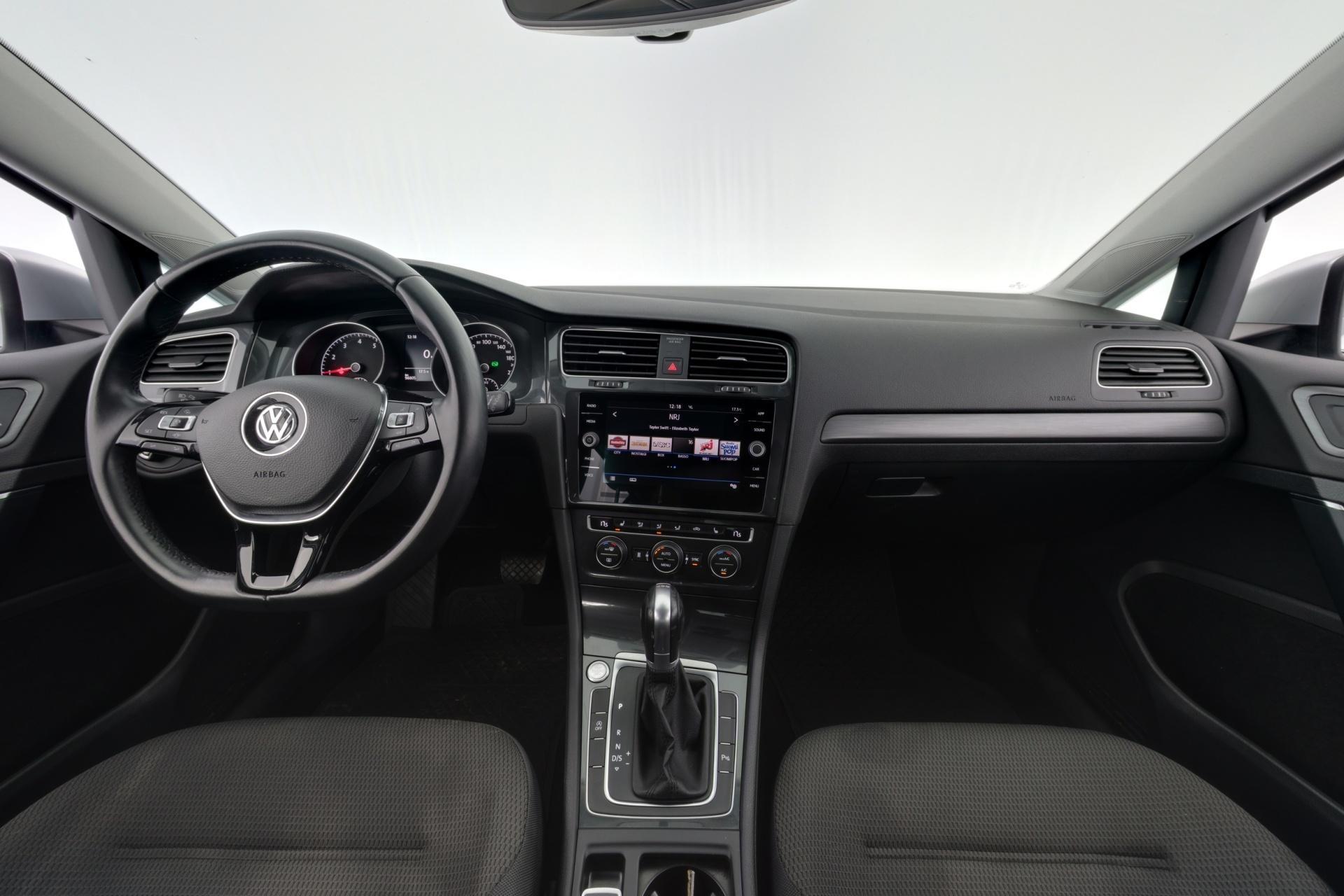 VOLKSWAGEN Golf 2019
