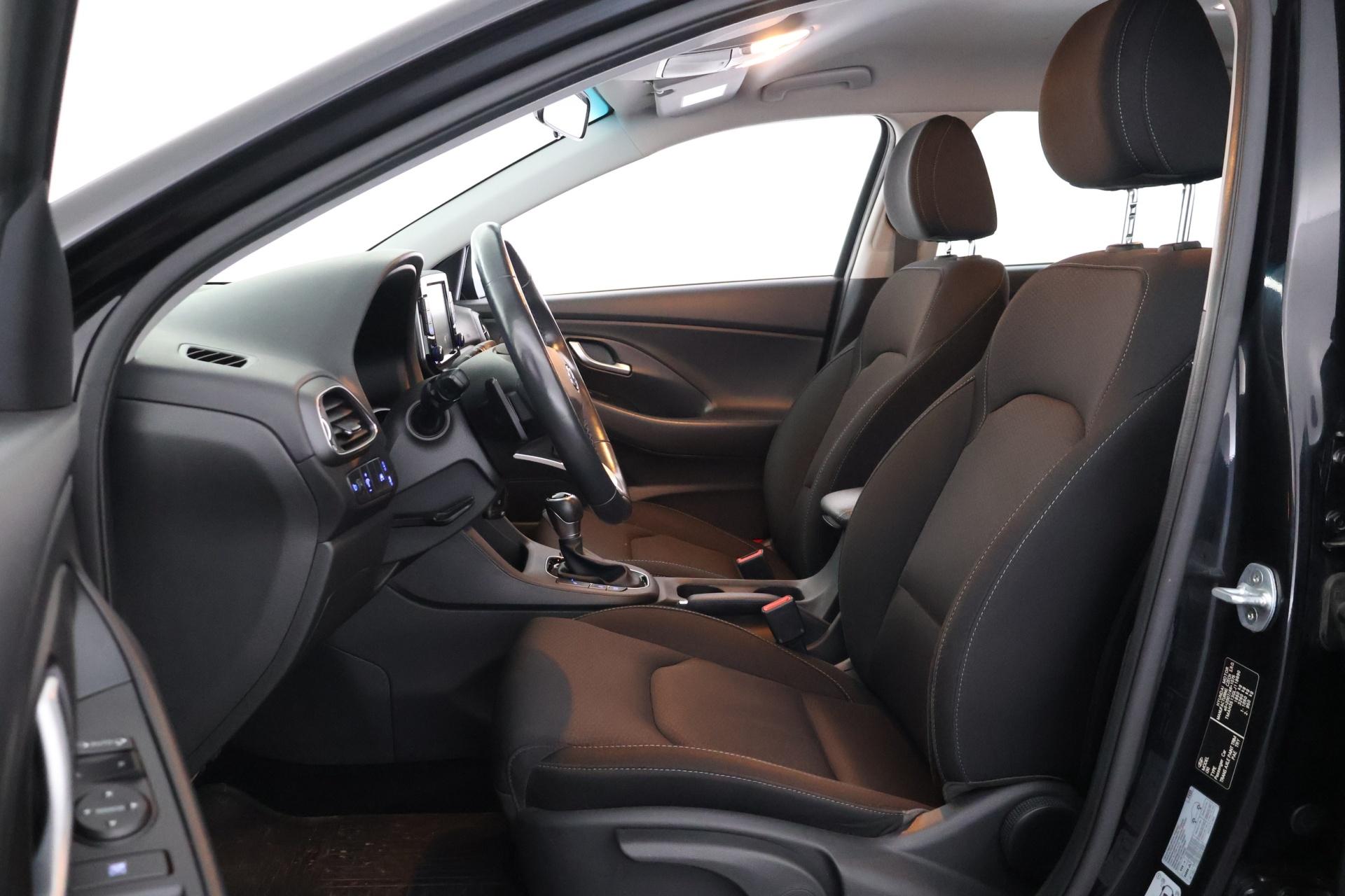 HYUNDAI i30 2019