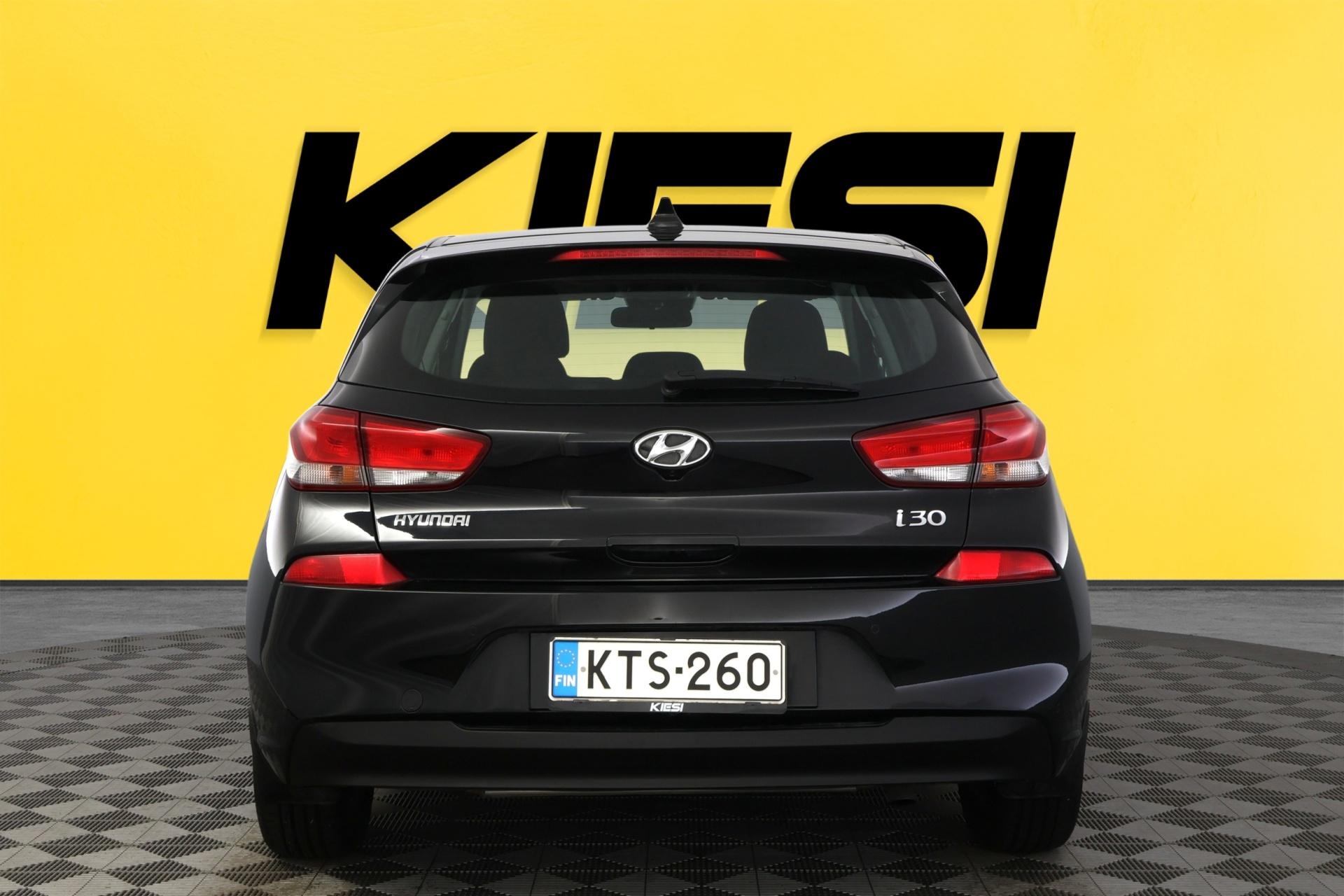 HYUNDAI i30 2019