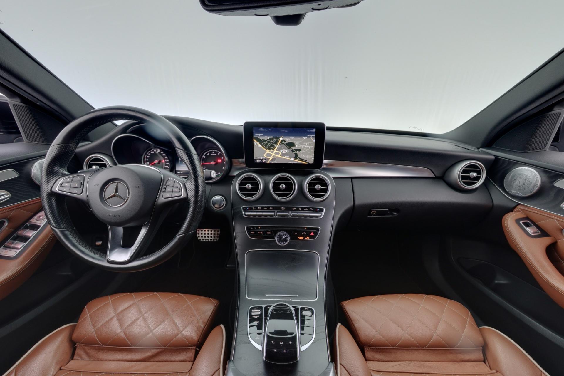 MERCEDES-BENZ C 2015