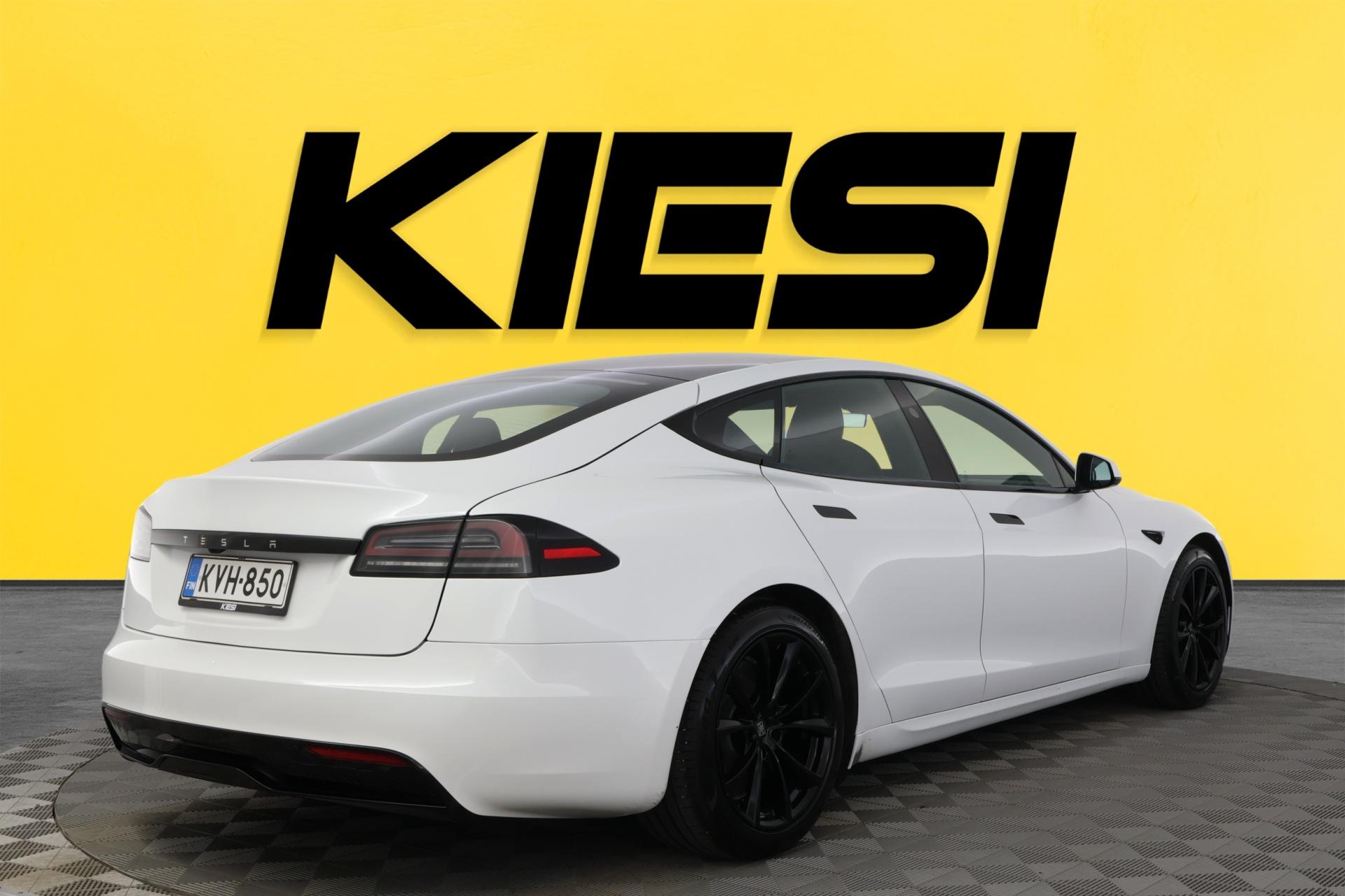 TESLA Model S 2023