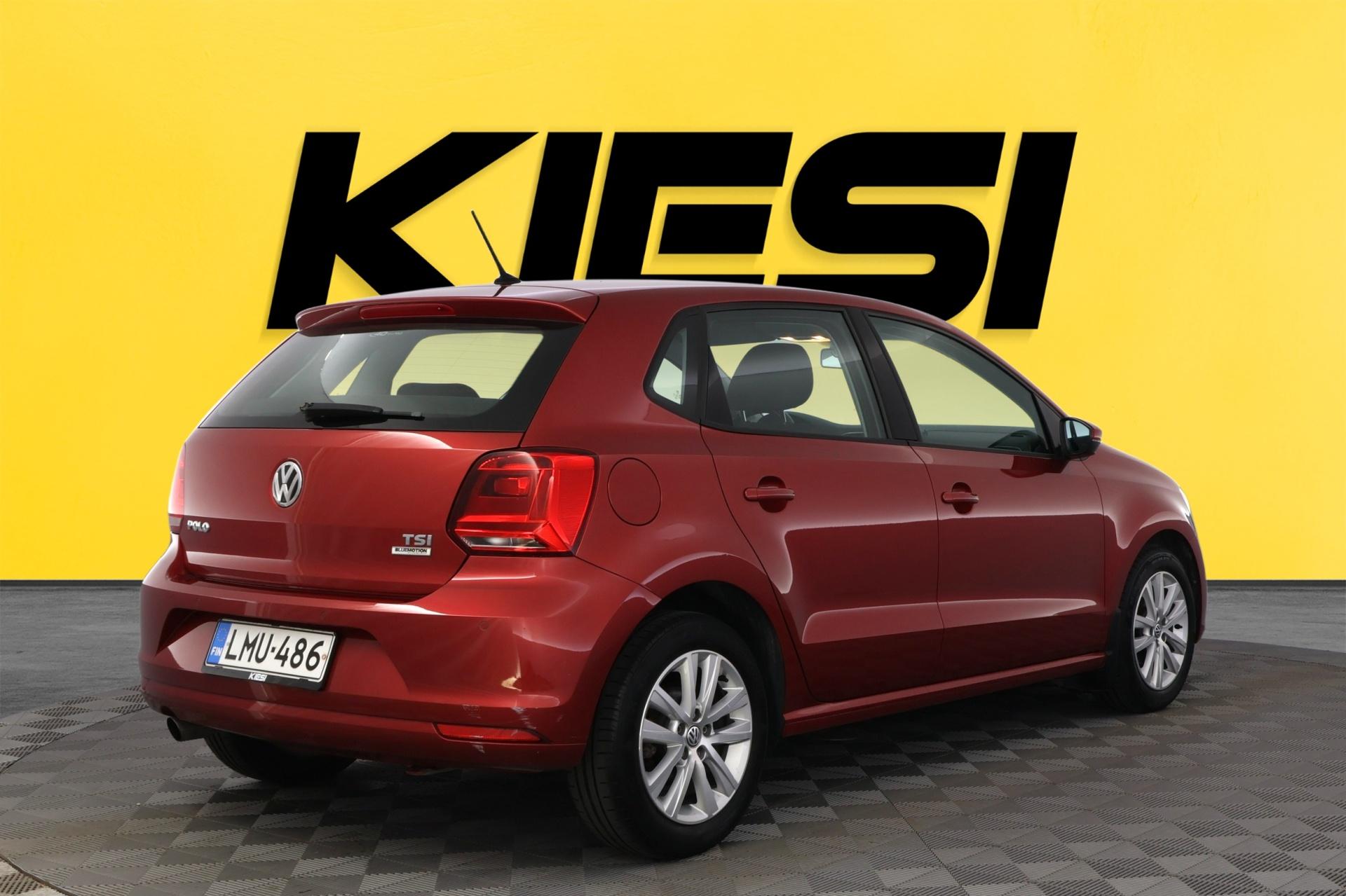 VOLKSWAGEN Polo 2016