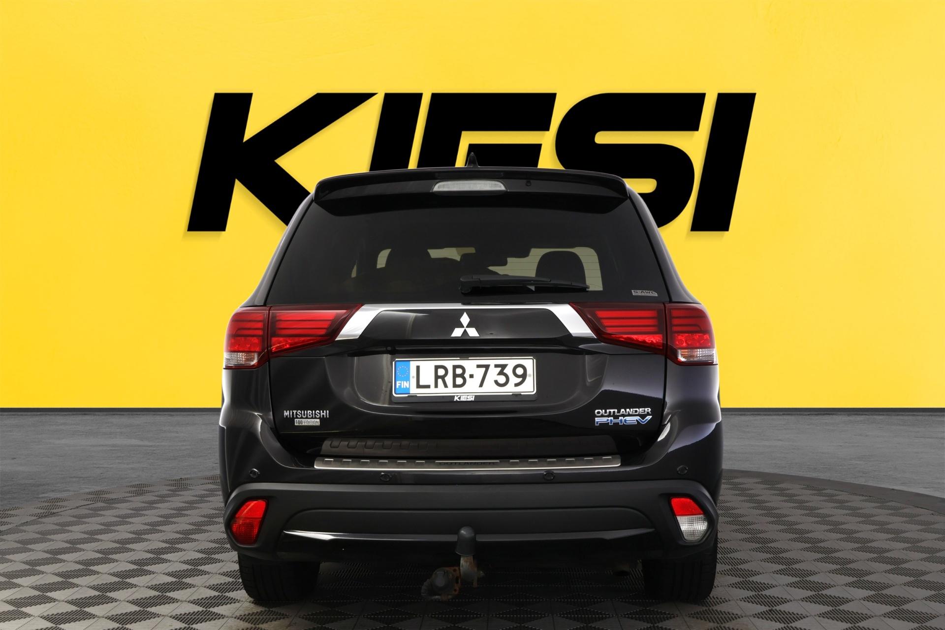 MITSUBISHI Outlander PHEV 2017