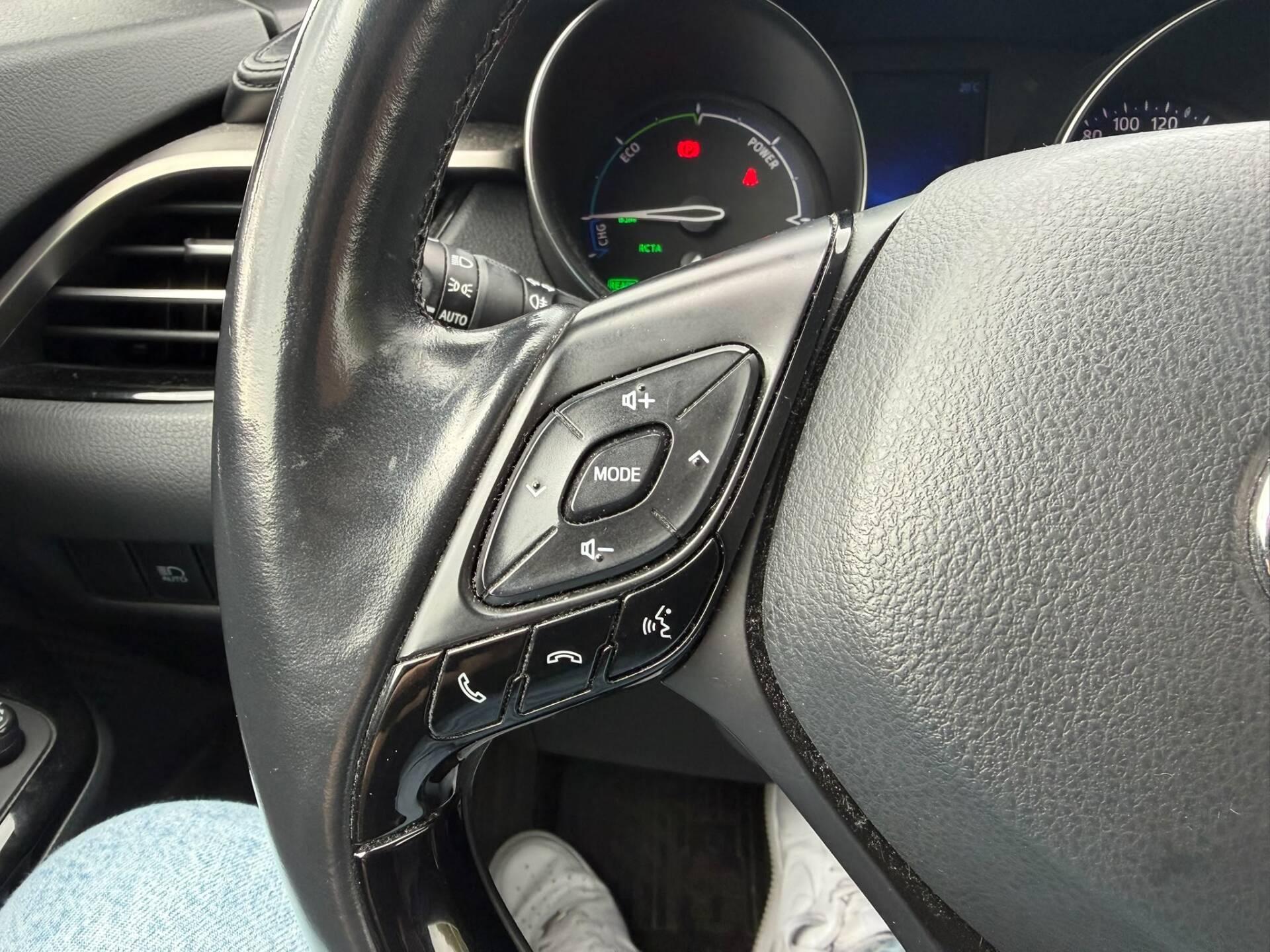 TOYOTA C-HR 2018