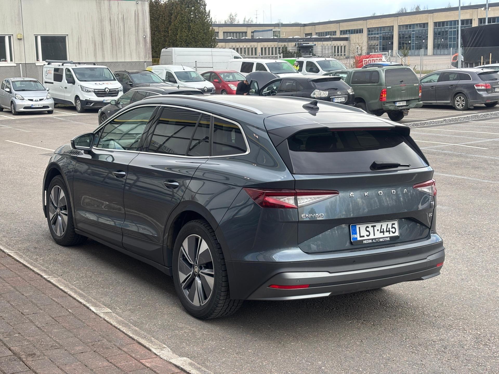SKODA Enyaq 2021