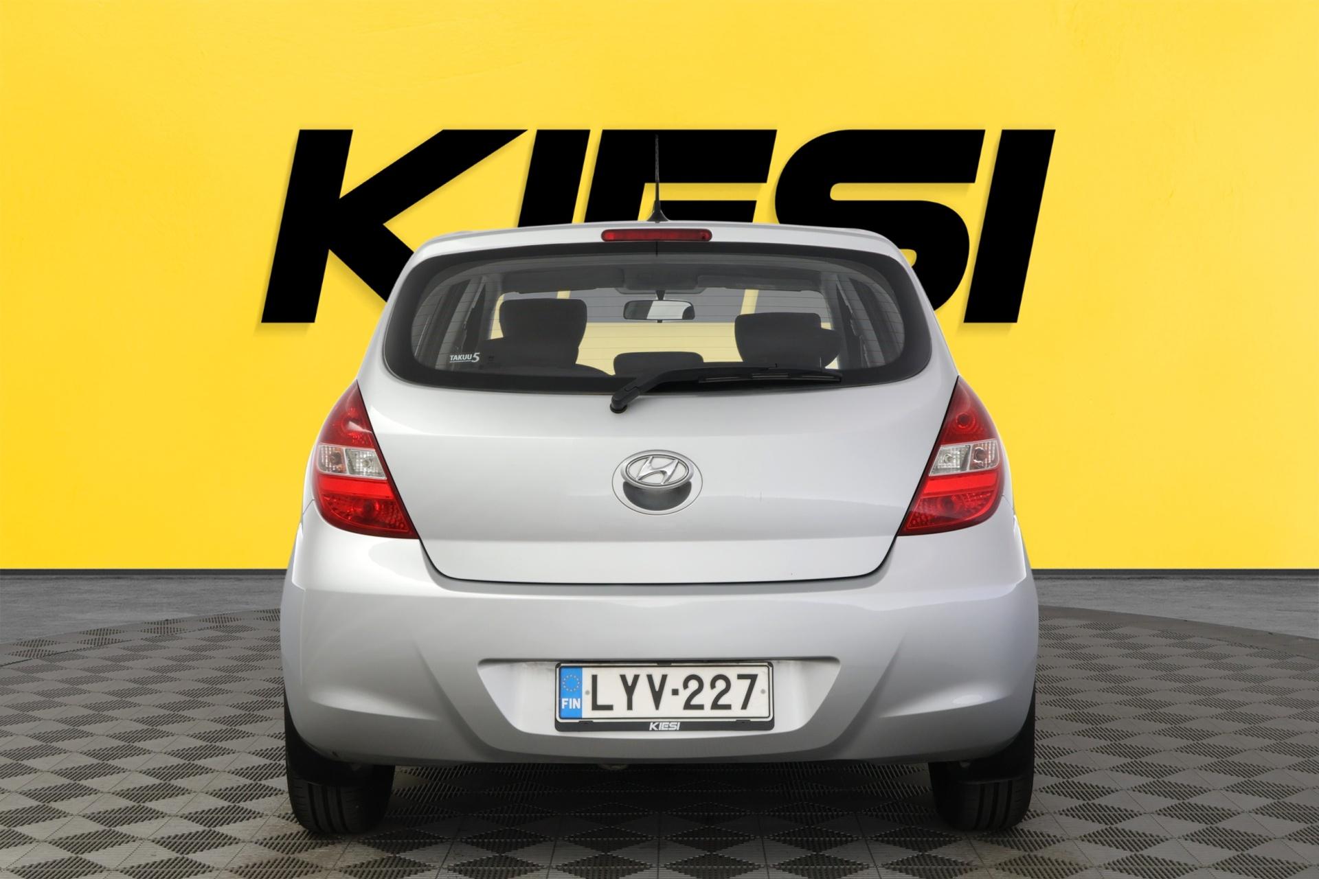 HYUNDAI i20 2010