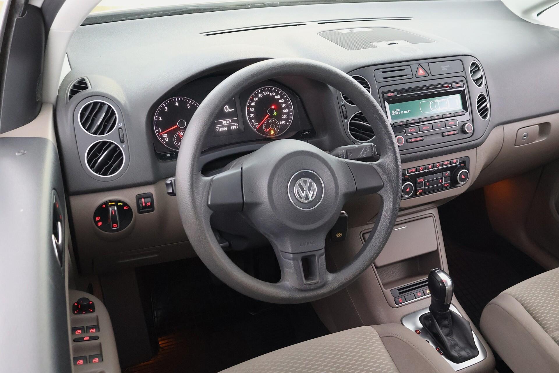 VOLKSWAGEN Golf Plus 2012