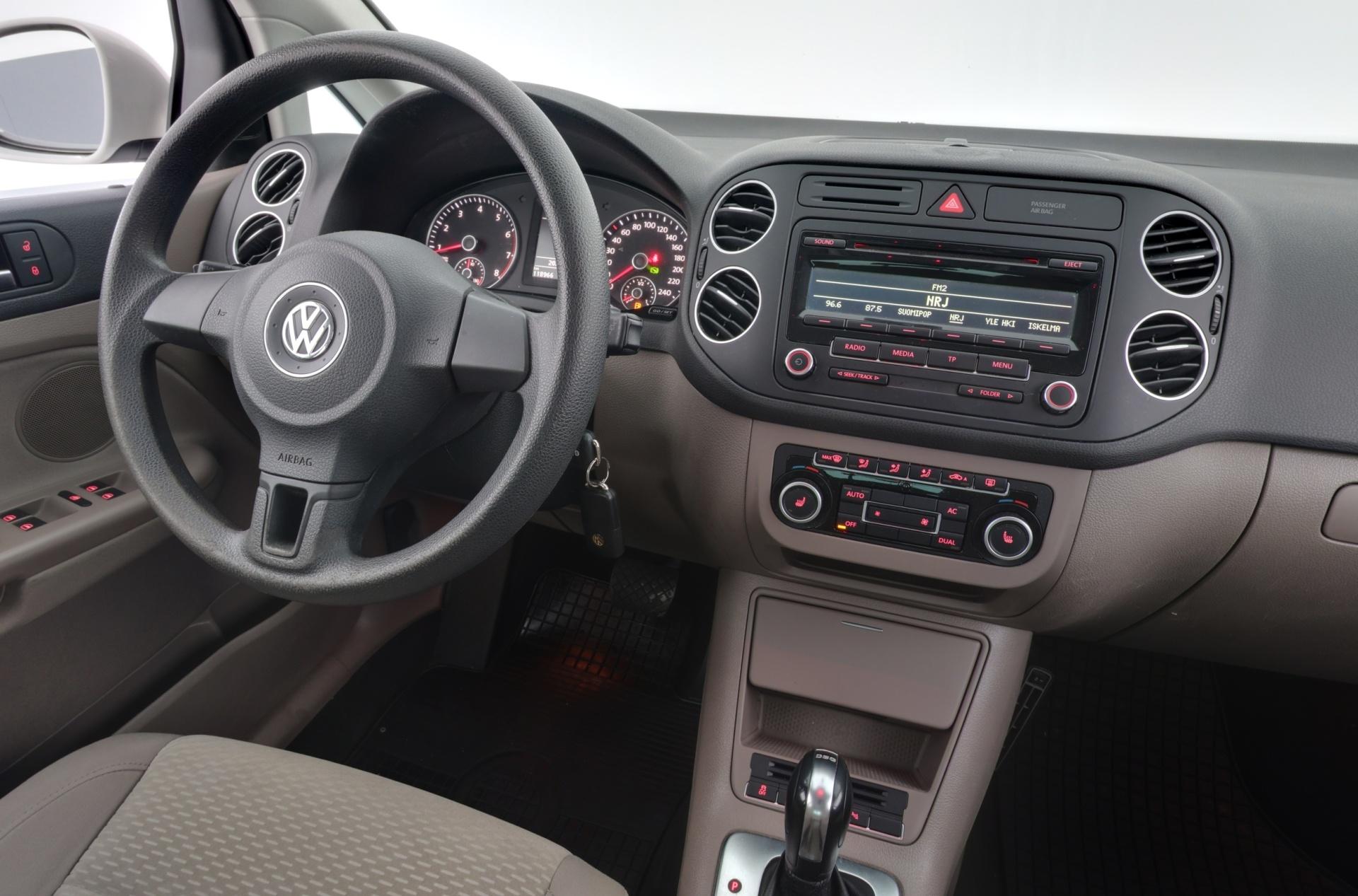 VOLKSWAGEN Golf Plus 2012