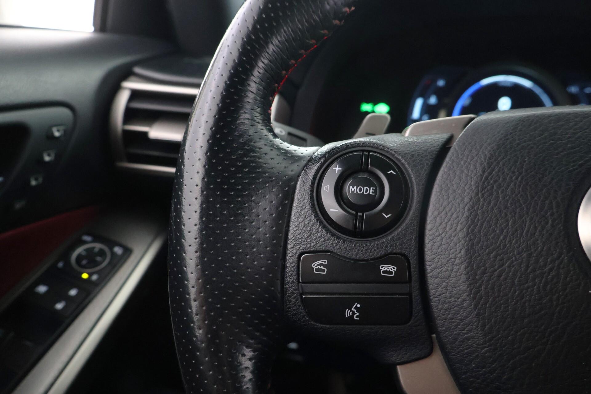 LEXUS IS 2013