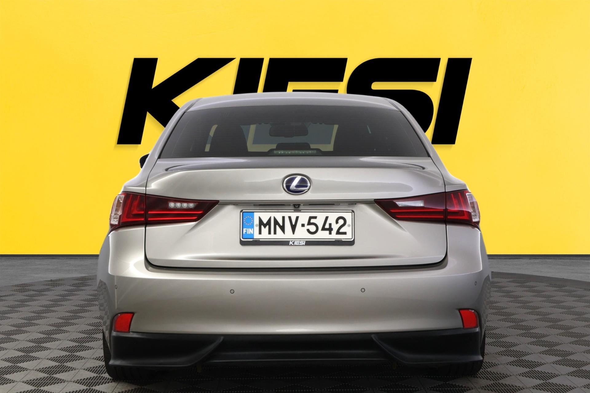 LEXUS IS 2013