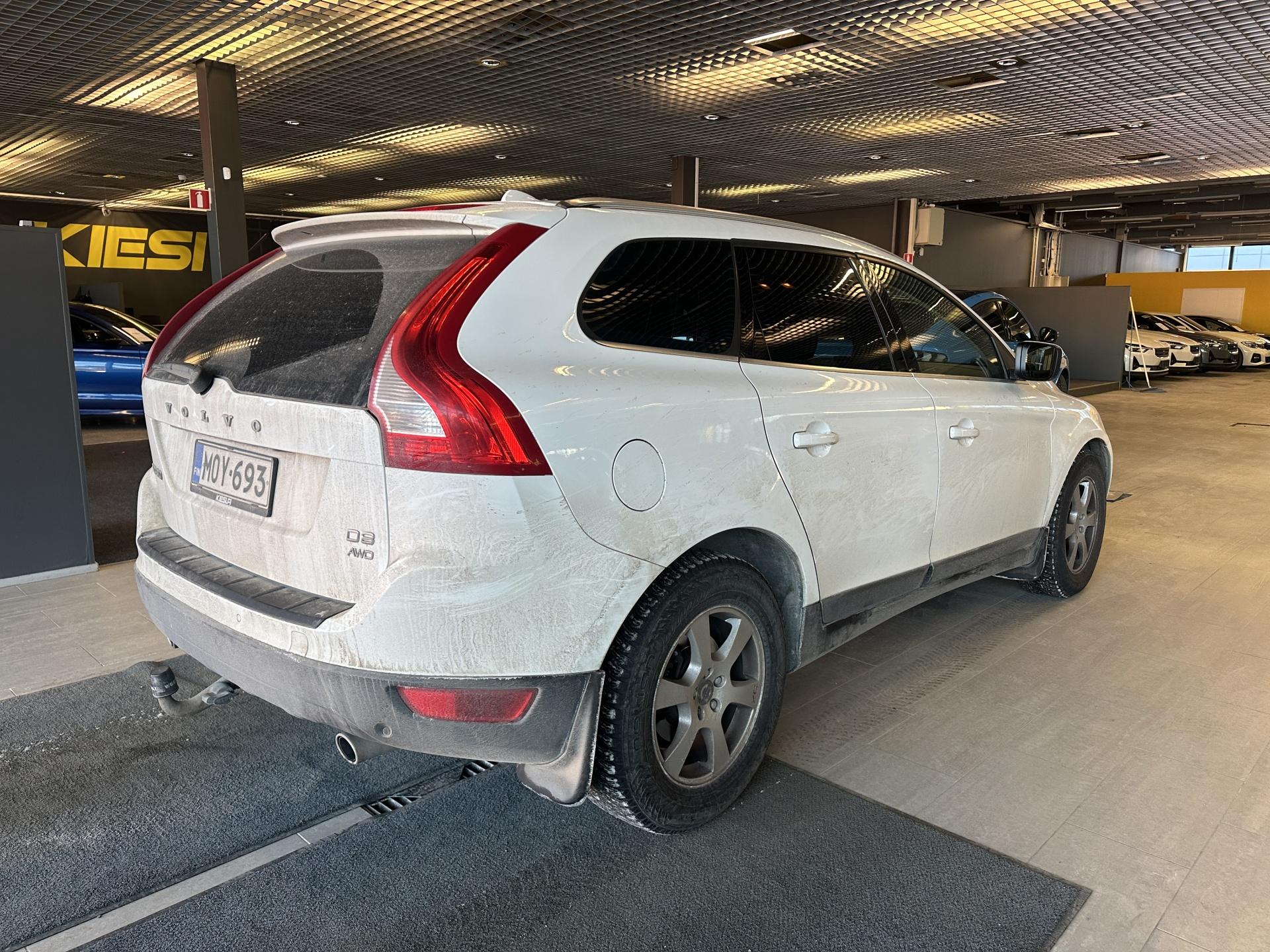 VOLVO XC60 2010