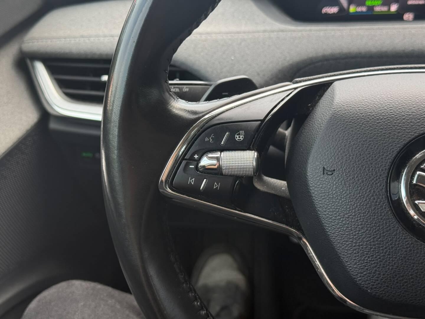 SKODA Enyaq 2022