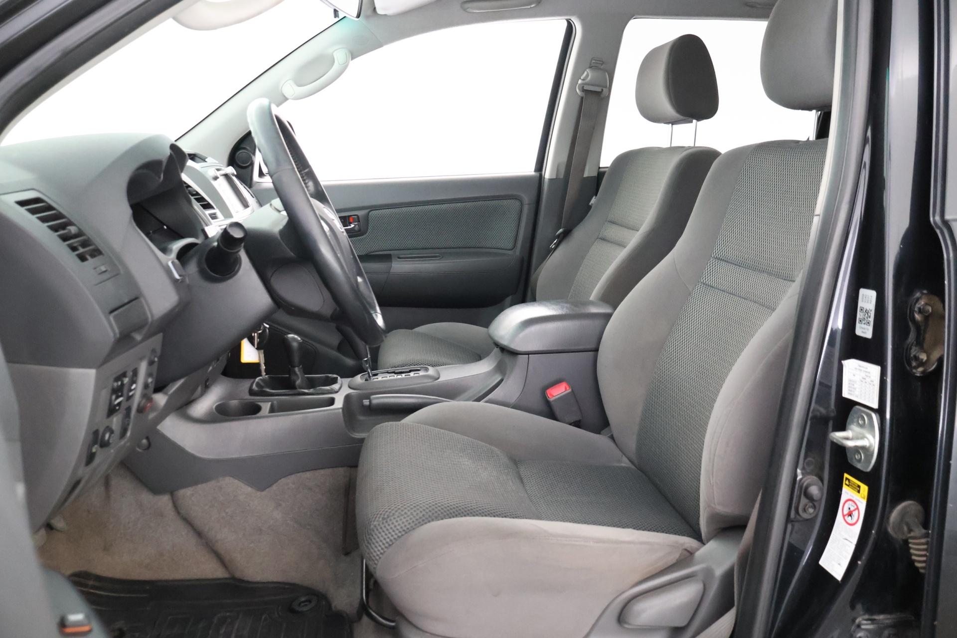 TOYOTA Hilux 2014