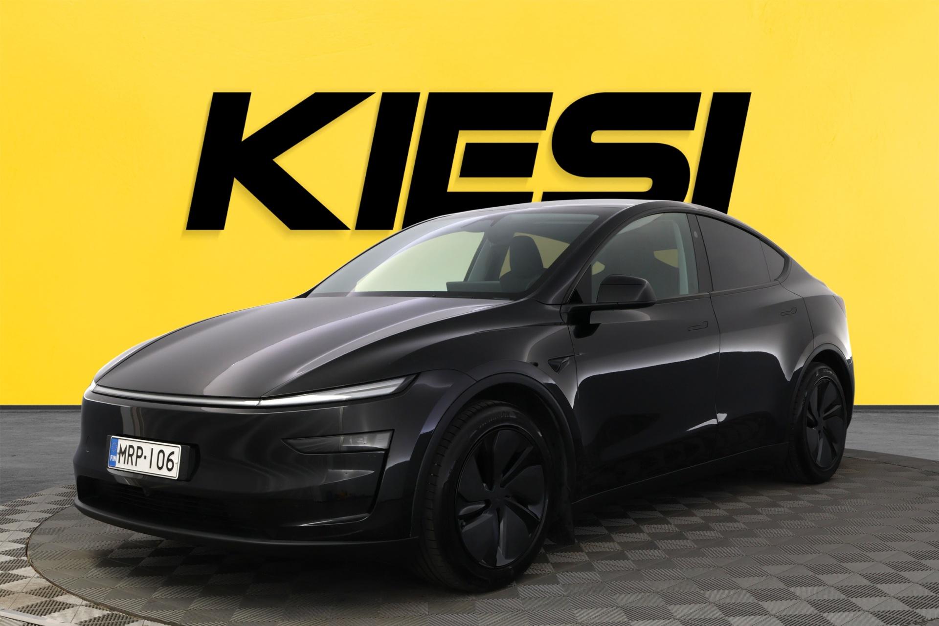 TESLA Model Y 2025