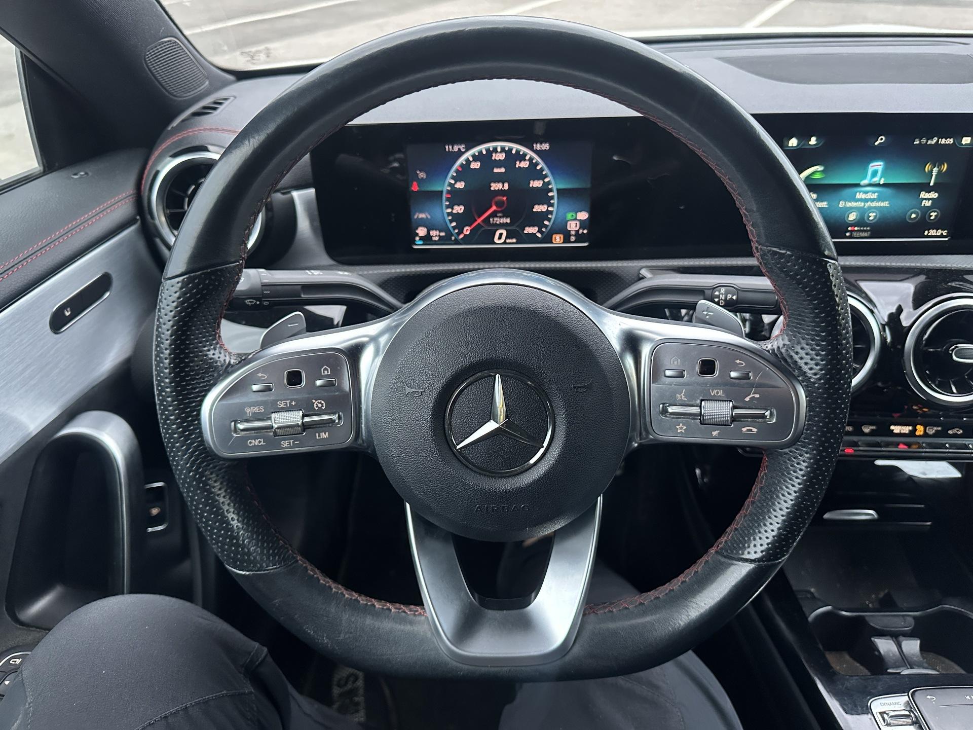 MERCEDES-BENZ CLA 2019