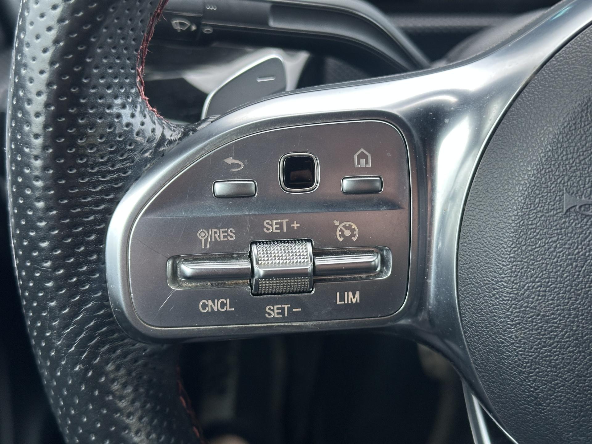 MERCEDES-BENZ CLA 2019