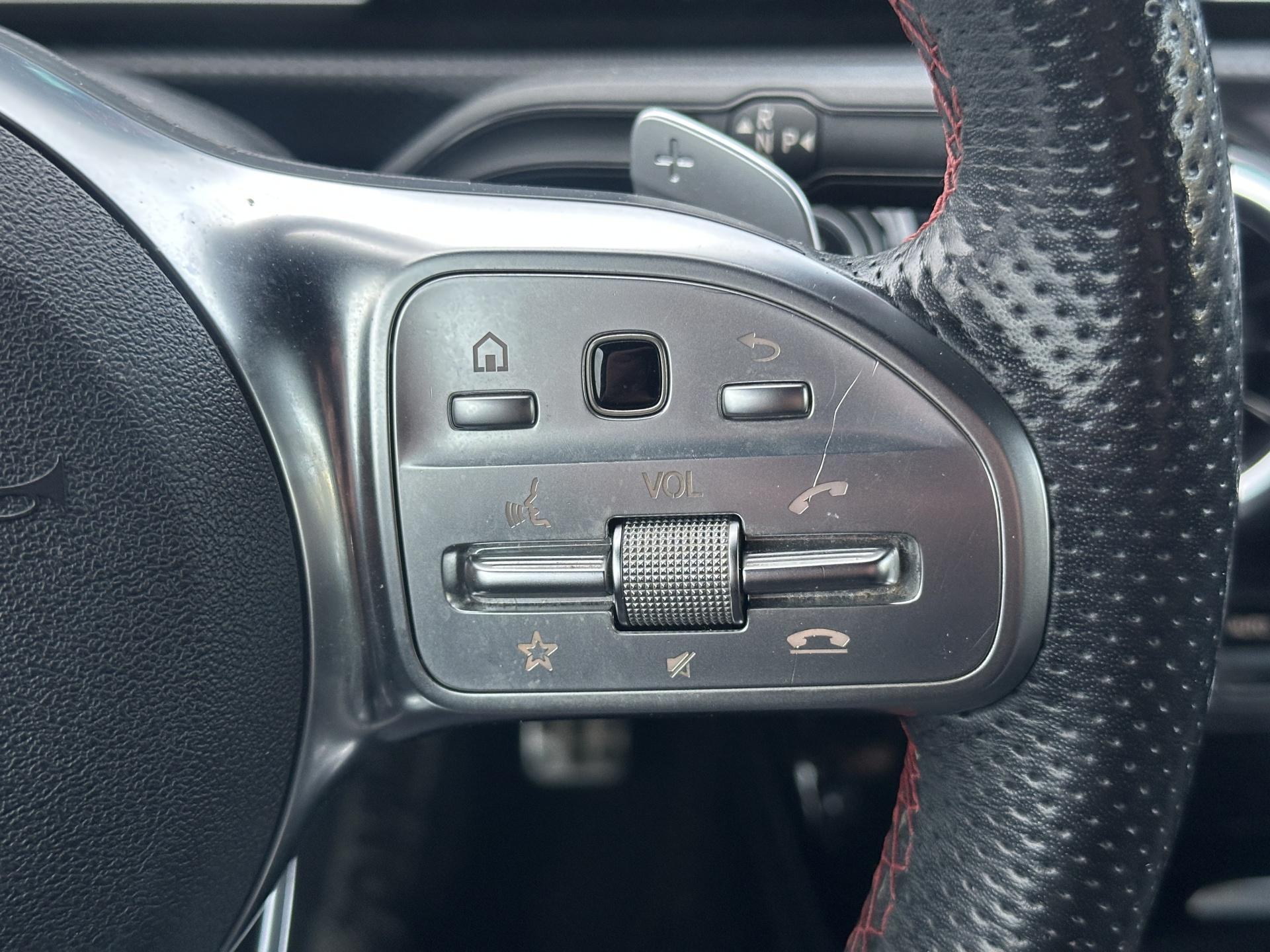 MERCEDES-BENZ CLA 2019