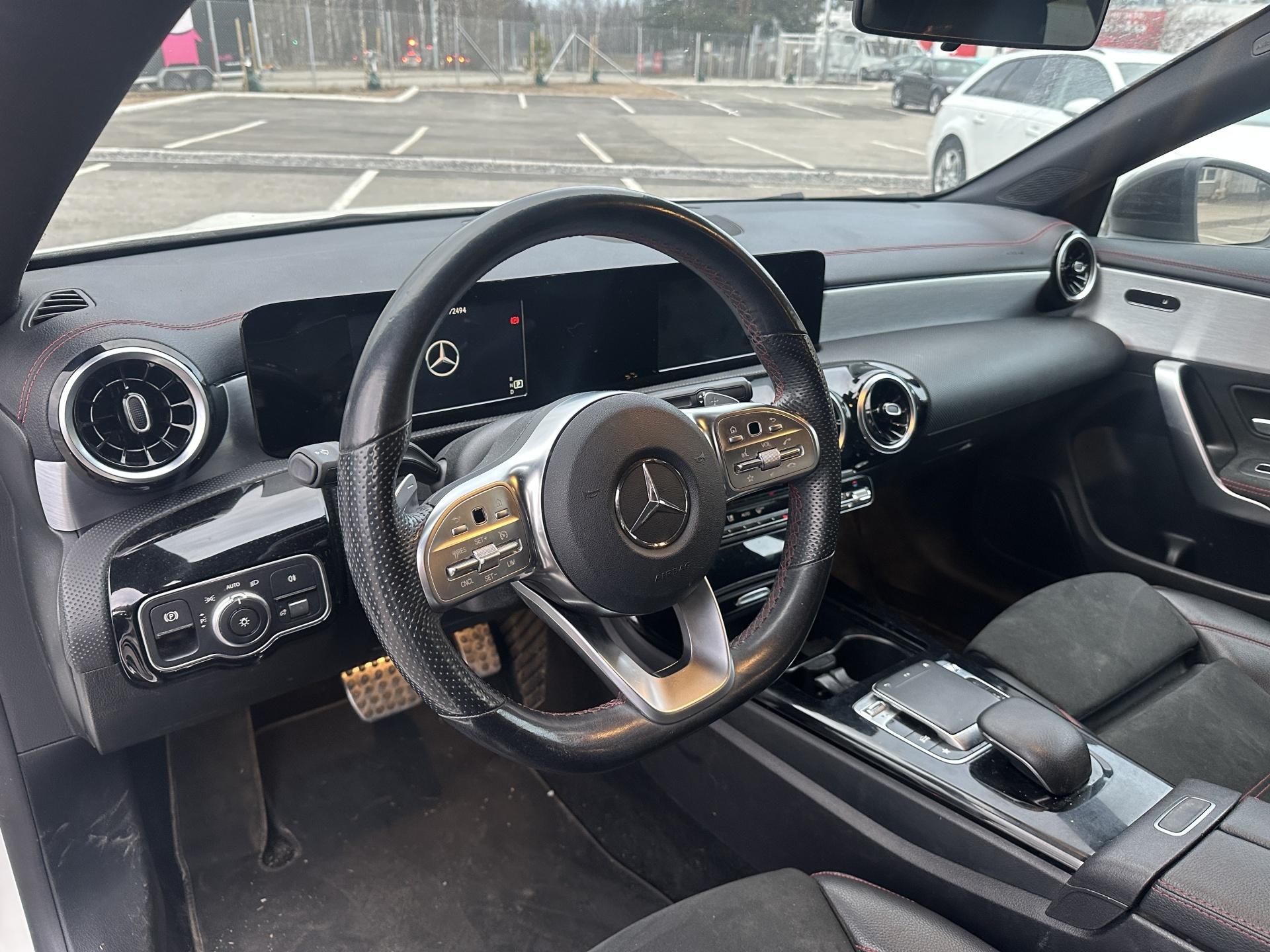 MERCEDES-BENZ CLA 2019