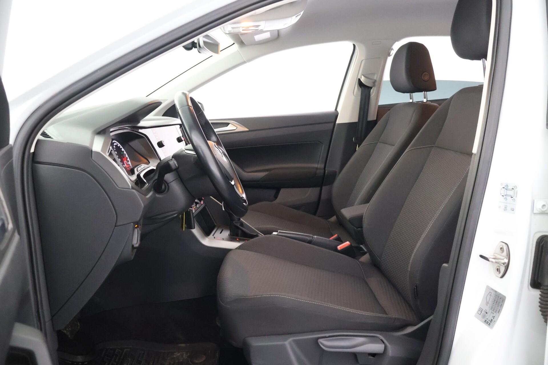VOLKSWAGEN Polo 2020