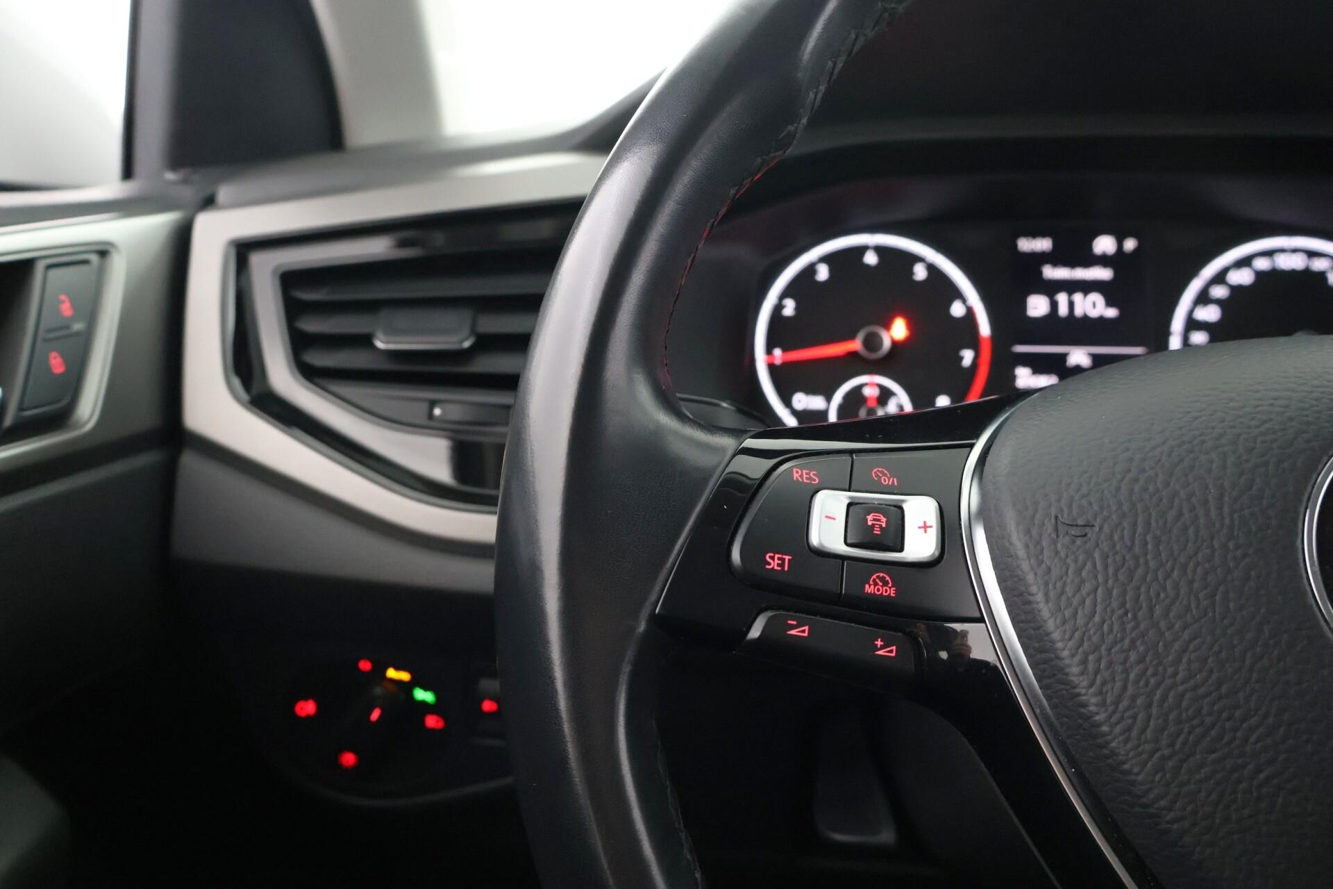 VOLKSWAGEN Polo 2020
