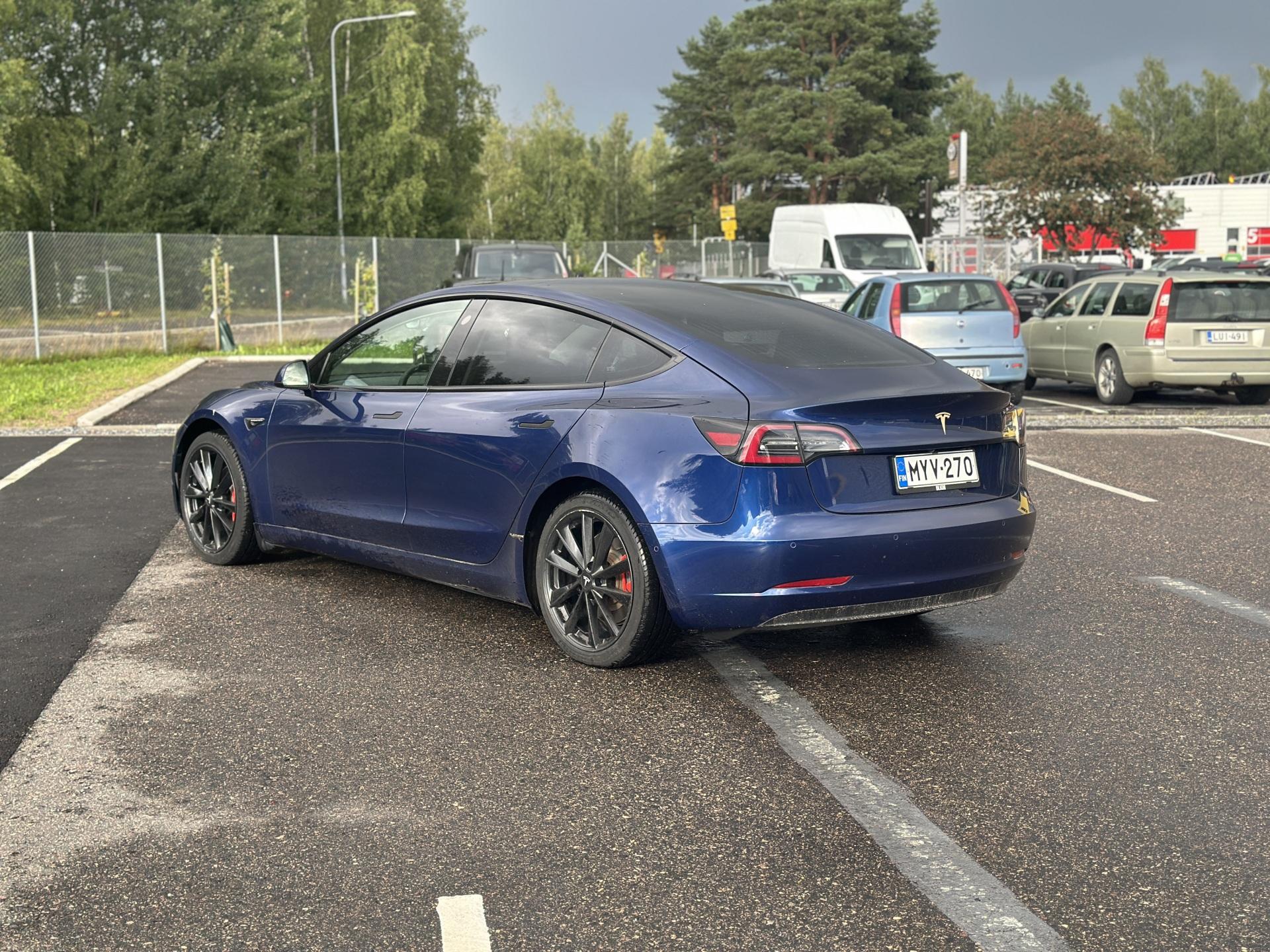 TESLA Model 3 2020