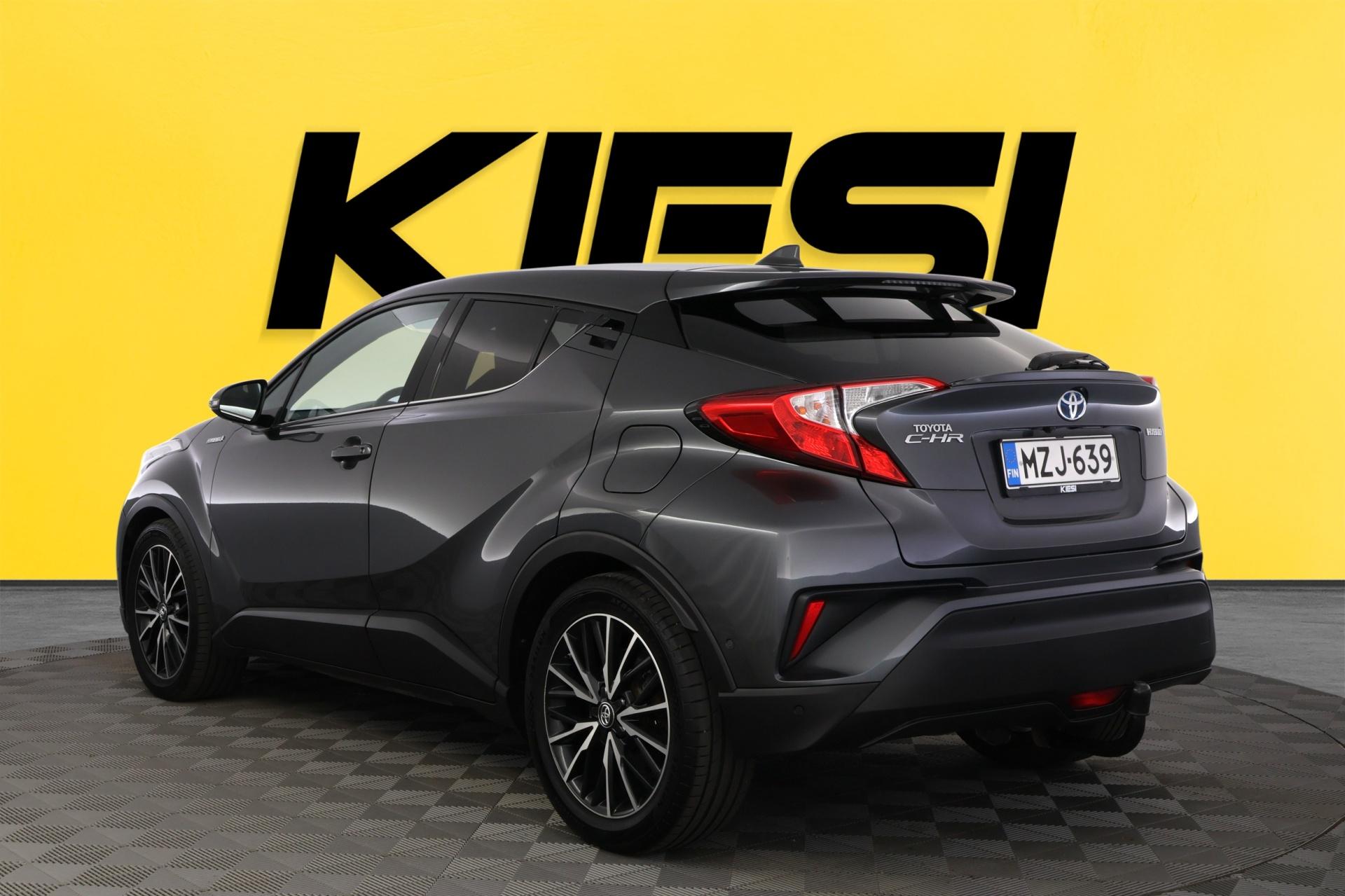 TOYOTA C-HR 2017