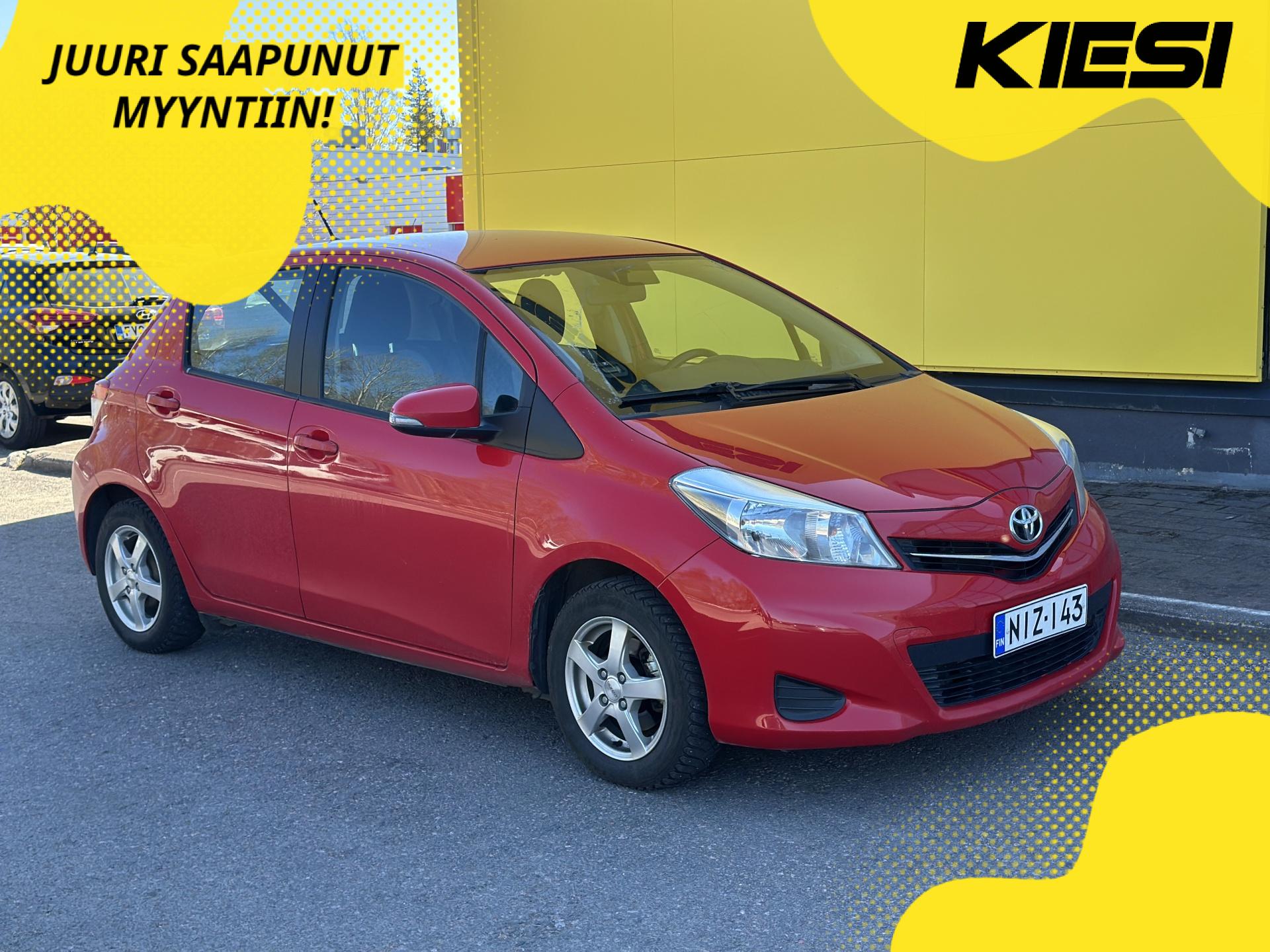 TOYOTA Yaris 2013