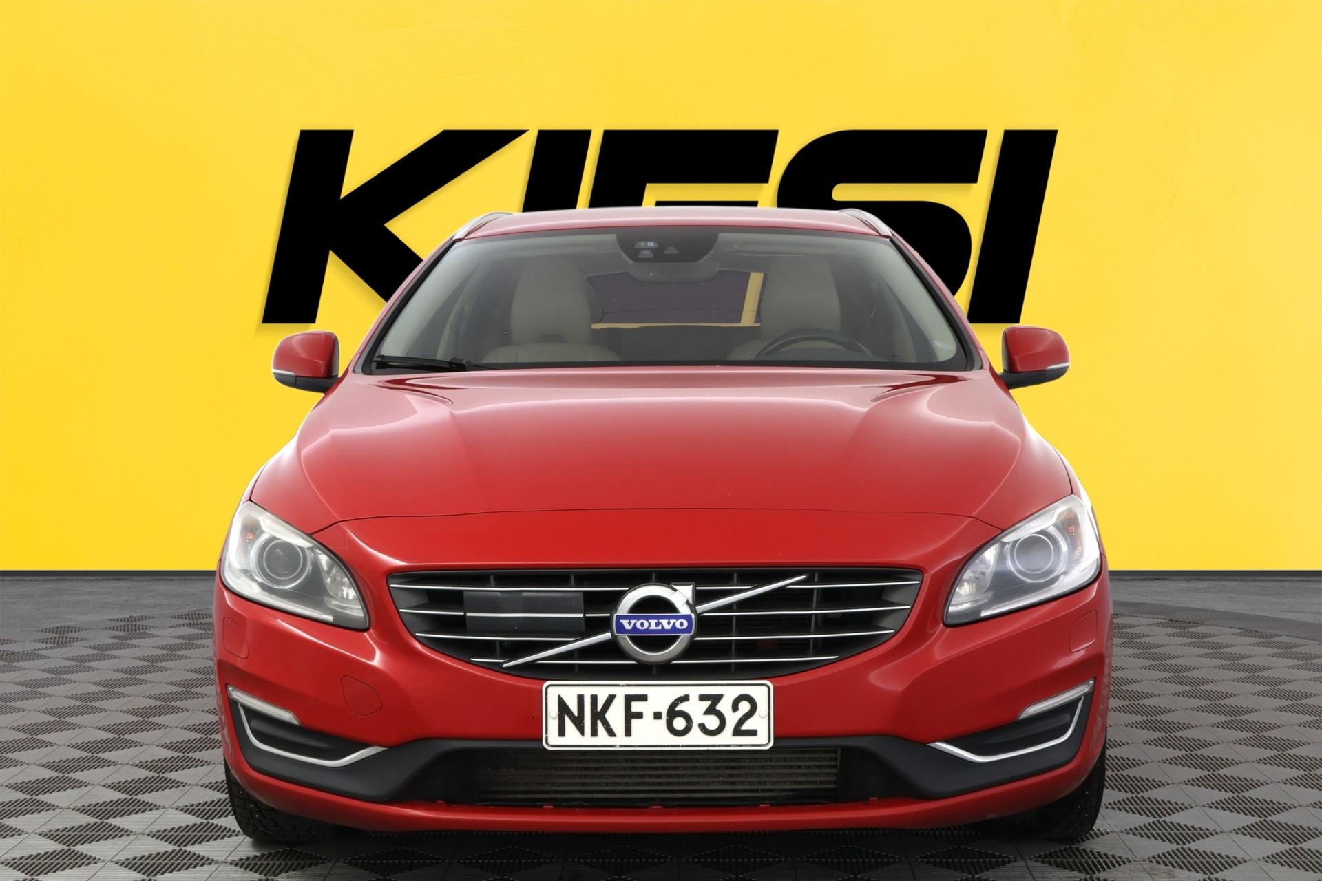 VOLVO V60 2016
