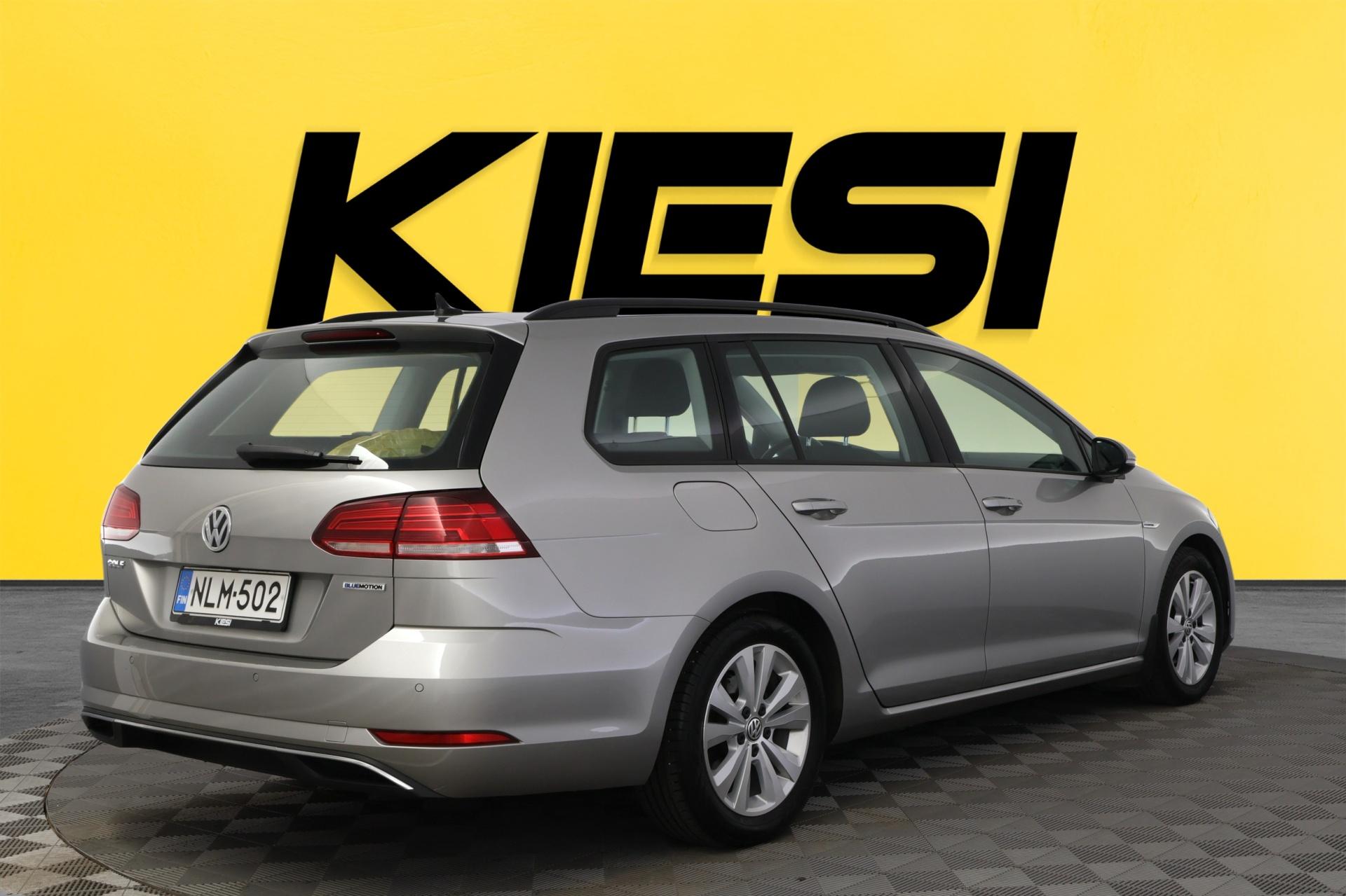 VOLKSWAGEN Golf 2019