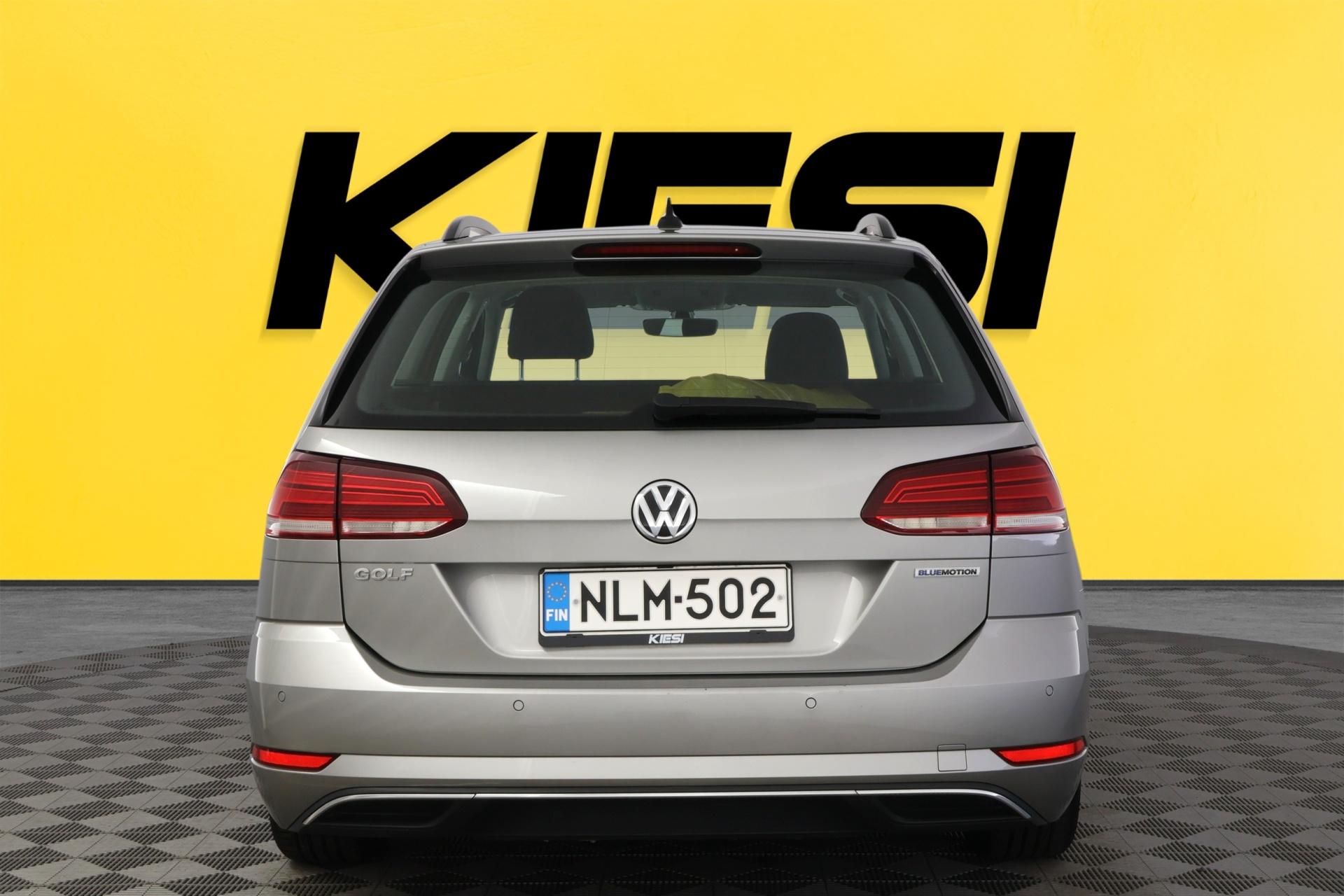 VOLKSWAGEN Golf 2019