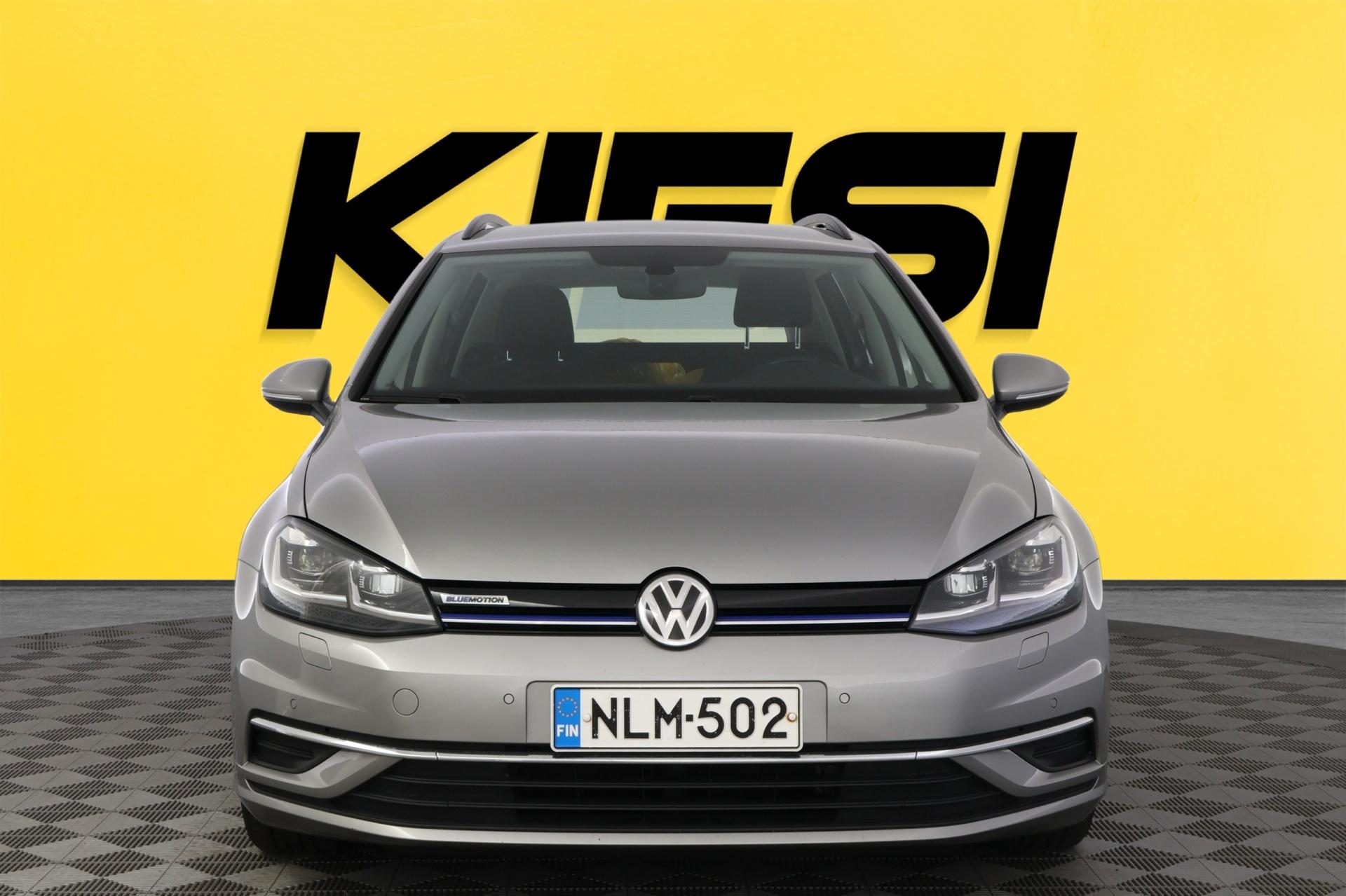 VOLKSWAGEN Golf 2019