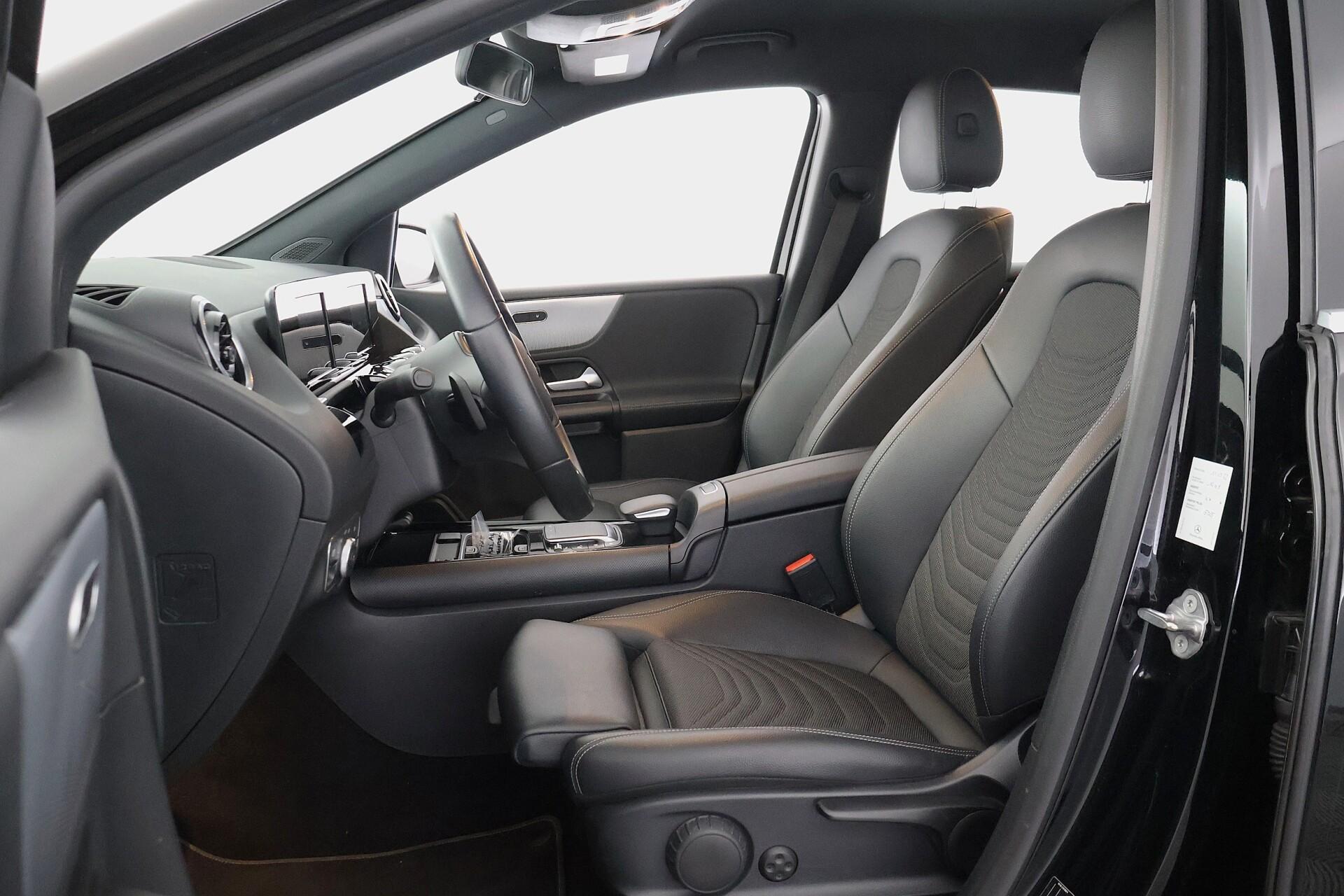 MERCEDES-BENZ B 2022