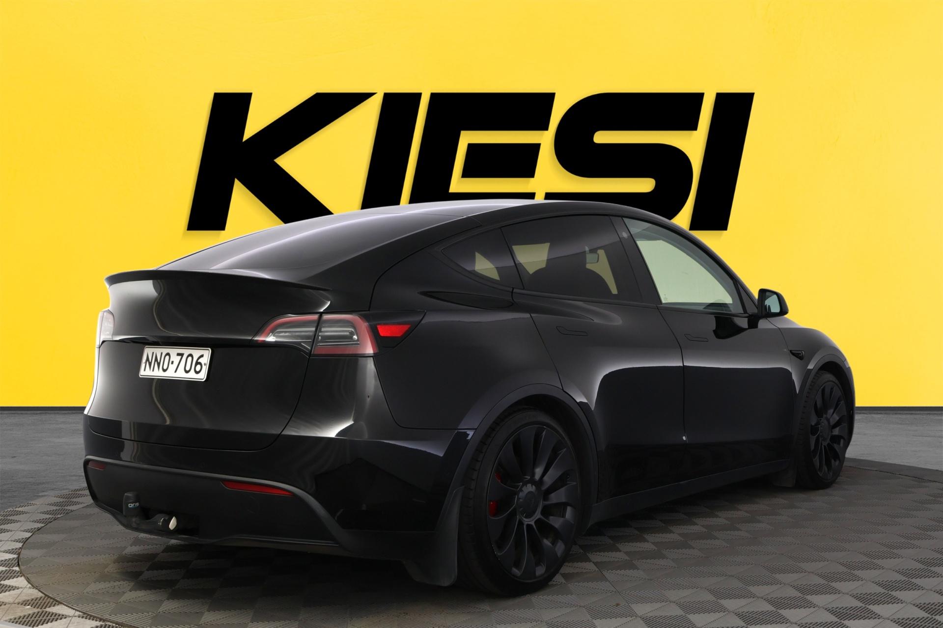 TESLA Model Y 2022