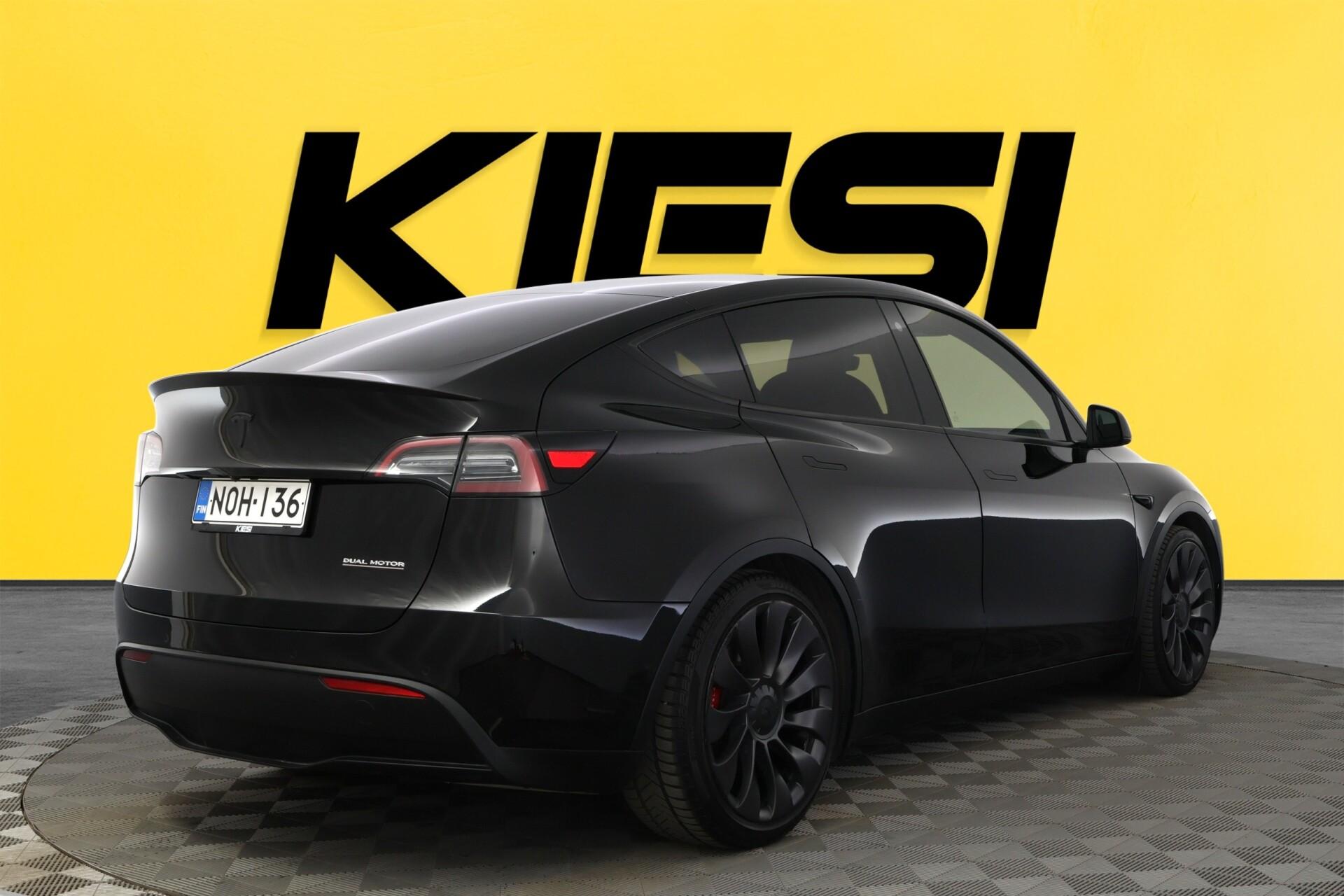 TESLA Model Y 2022