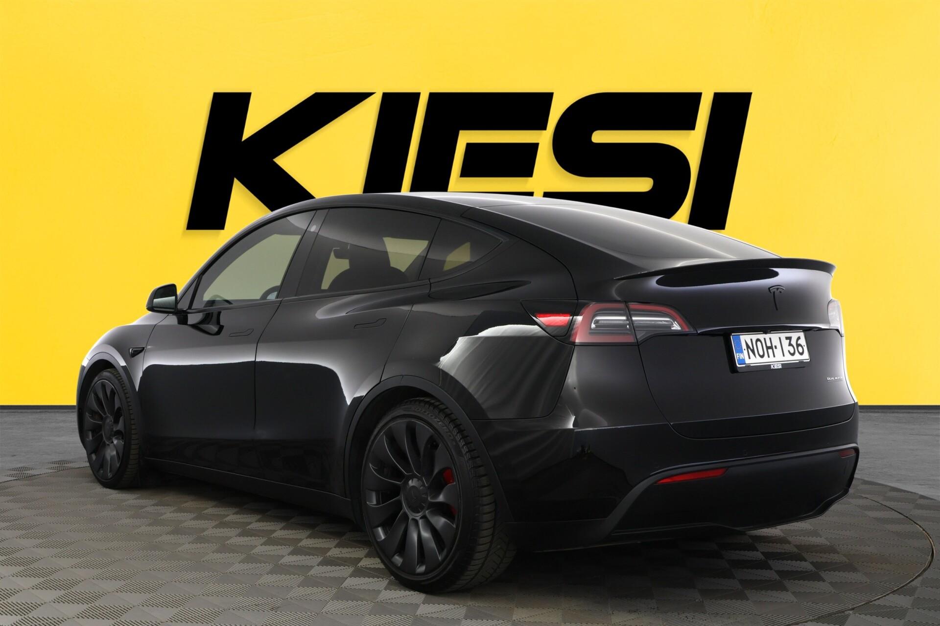 TESLA Model Y 2022
