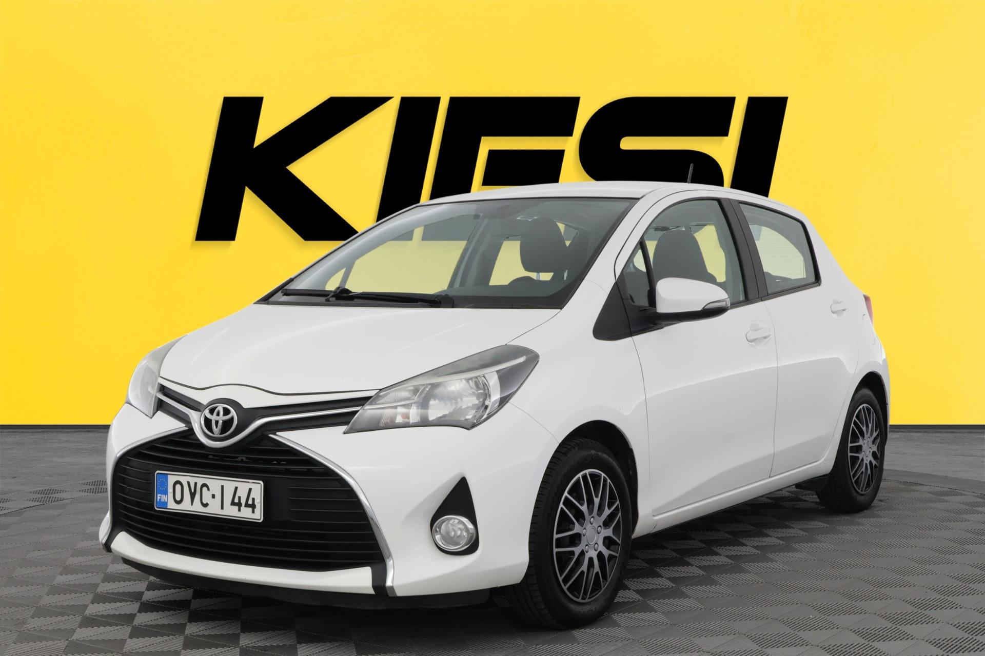 TOYOTA Yaris 2016