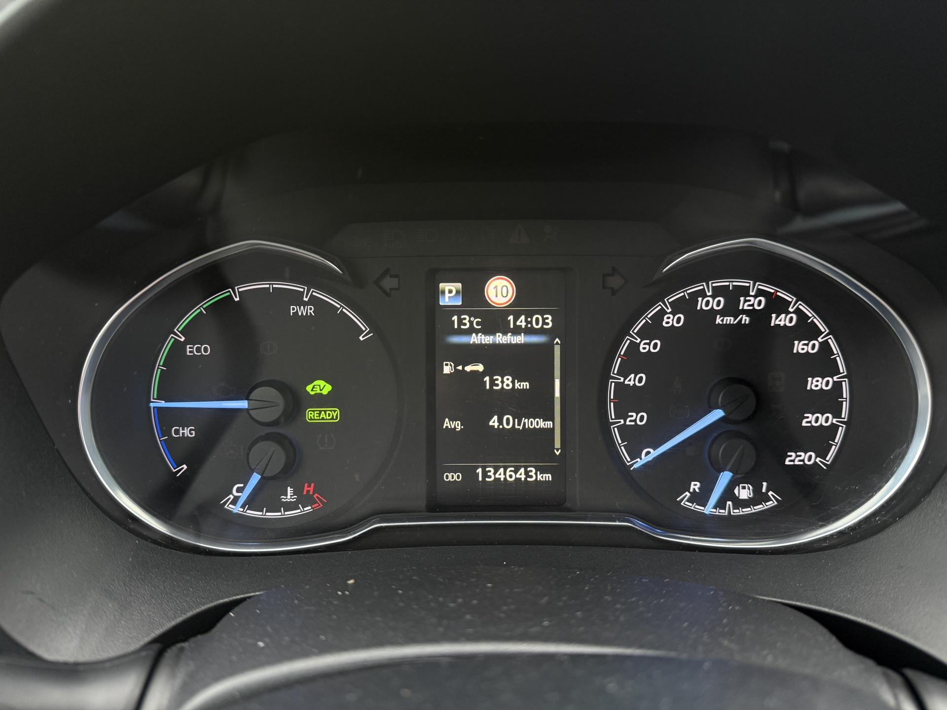 TOYOTA Yaris 2018