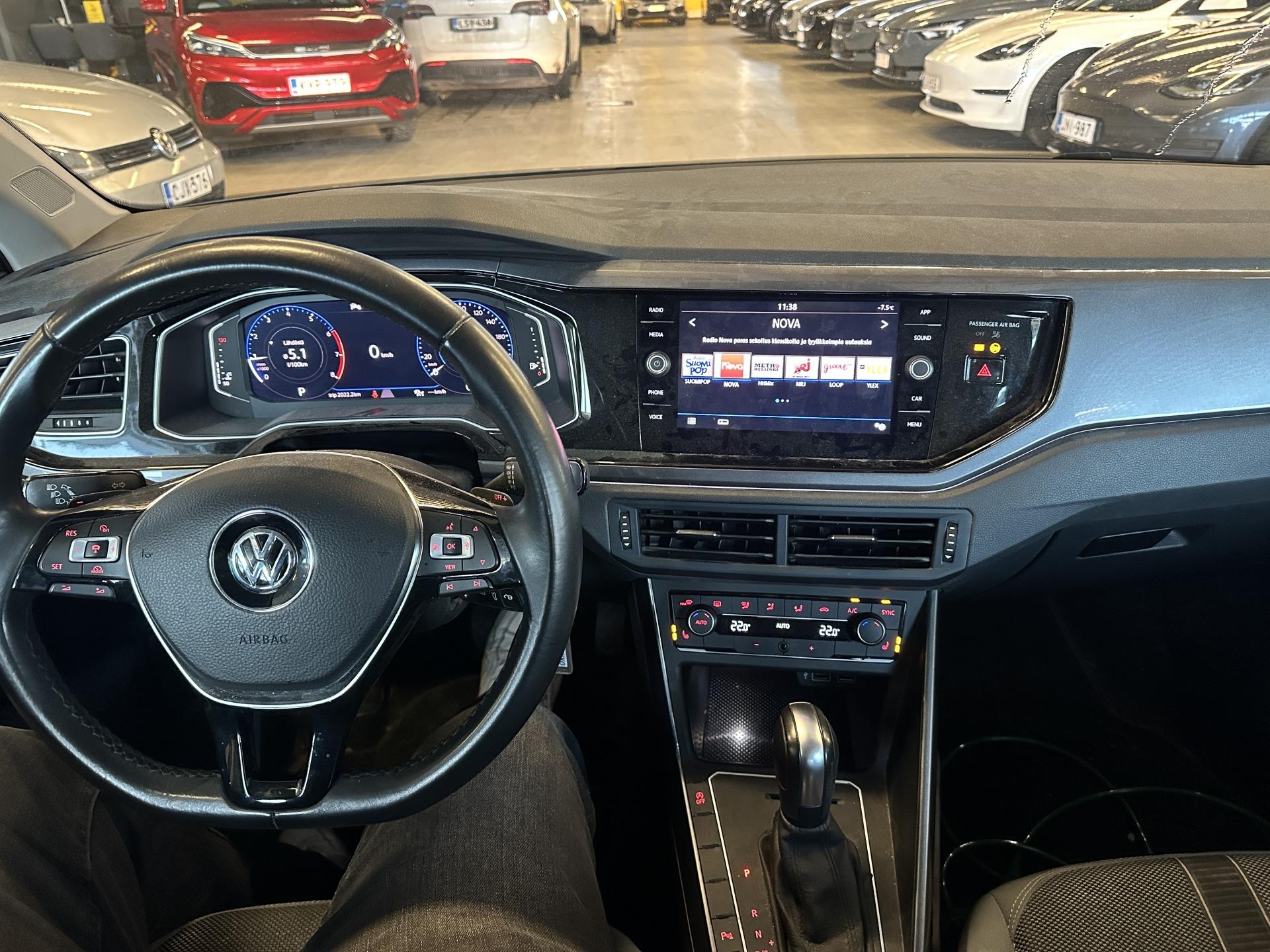 VOLKSWAGEN Polo 2020