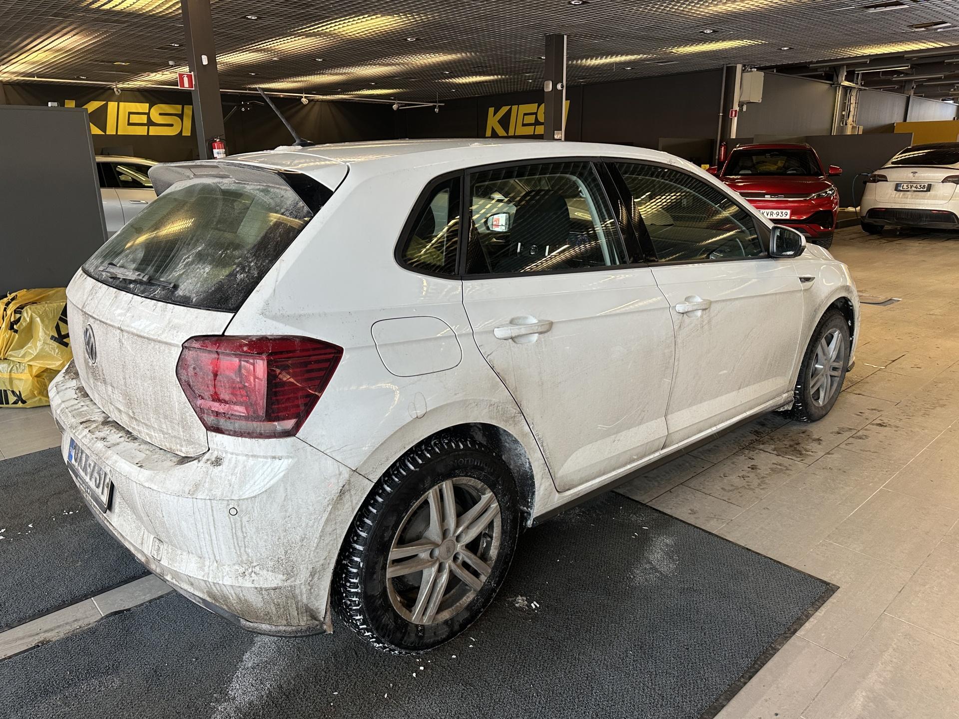 VOLKSWAGEN Polo 2020