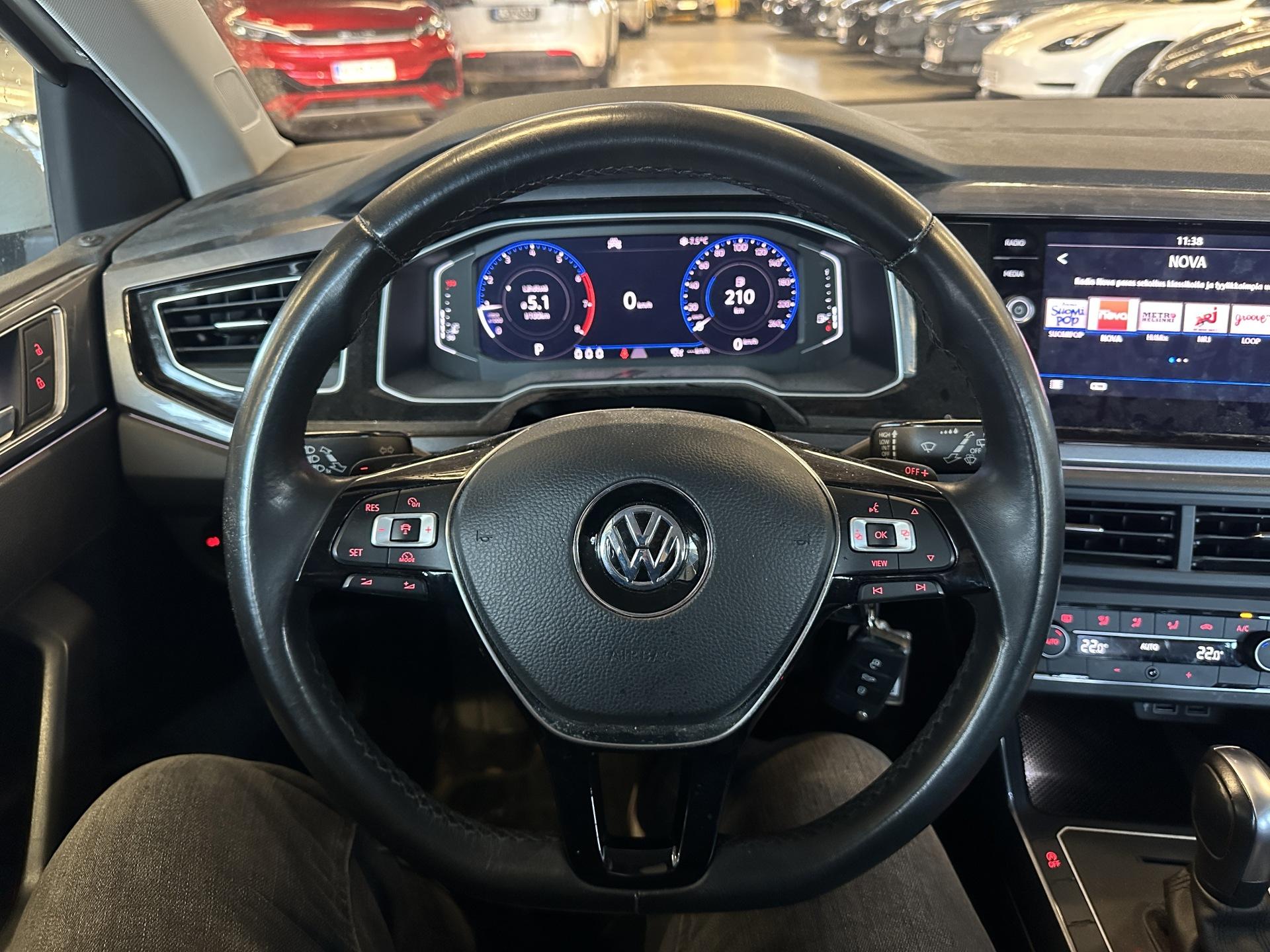 VOLKSWAGEN Polo 2020