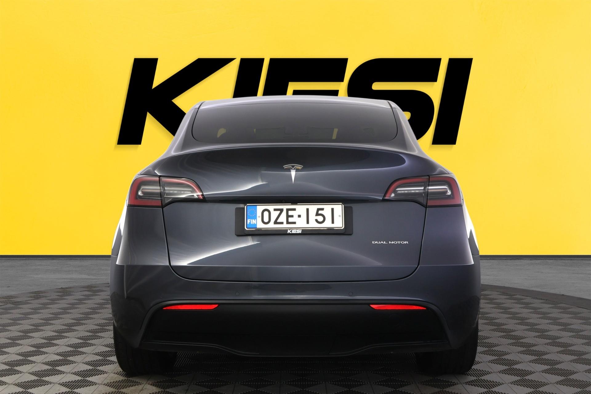 TESLA Model Y 2021