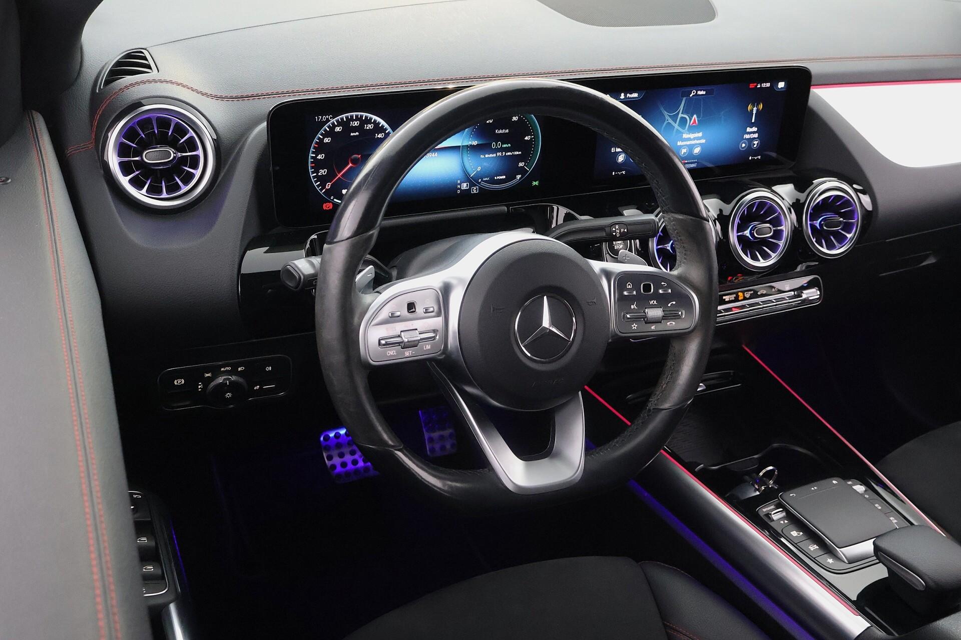 MERCEDES-BENZ EQA 2021